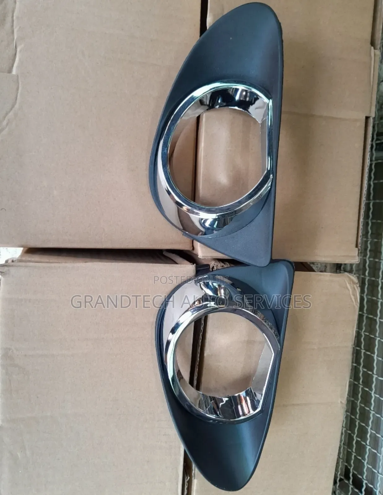 Vitz 2012 Foglights Covers