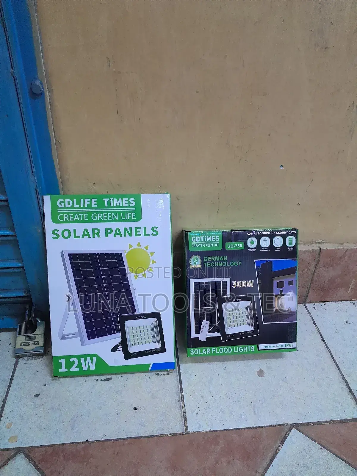 GD-758 SOLAR LIGHTS and Solar Panel.