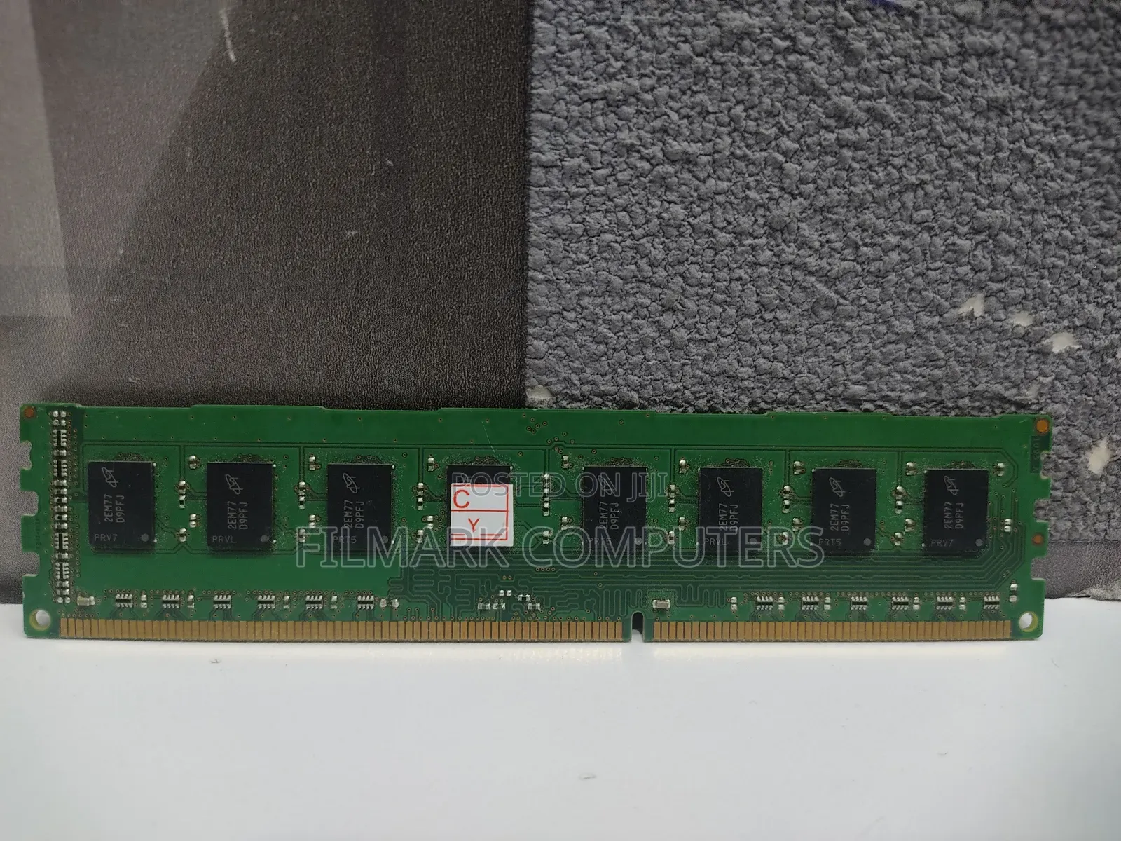 Micron 4GB 2RX8 PC3-10600U-9-11-B1 Desktop Ram