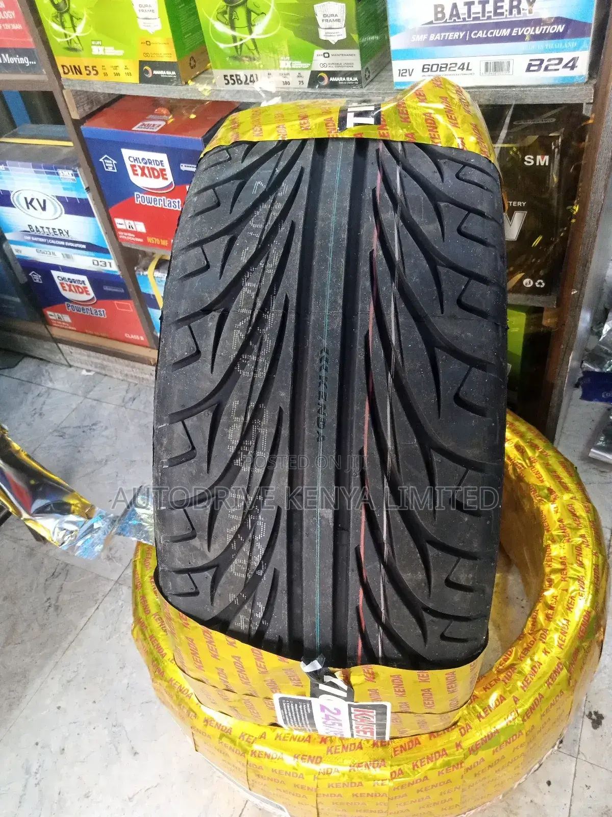245/35r20 Kenda Kaiser KR20 Tire