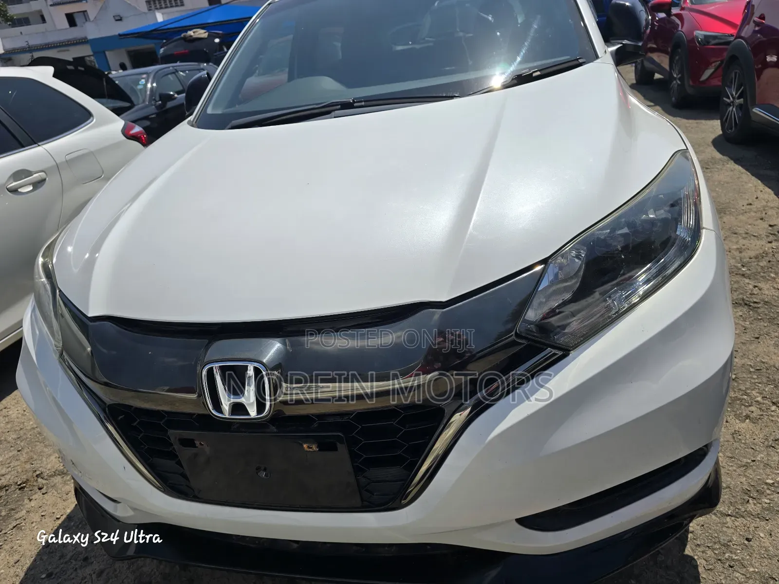 Honda Vezel 2017 Off white