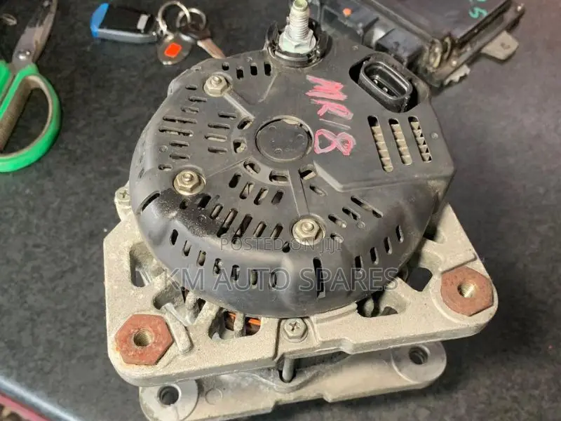 Nissan Mr18 Alternator for Wingroad, Tiida, Cube.