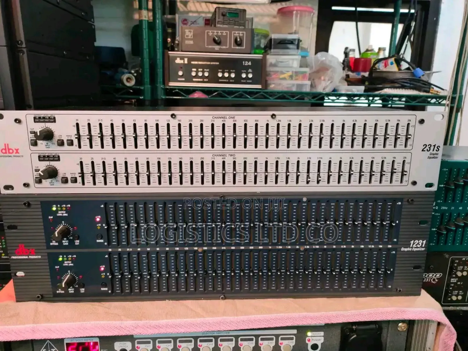DBX 1231 Dual-channel, 31-band Graphic Equalizer, Black