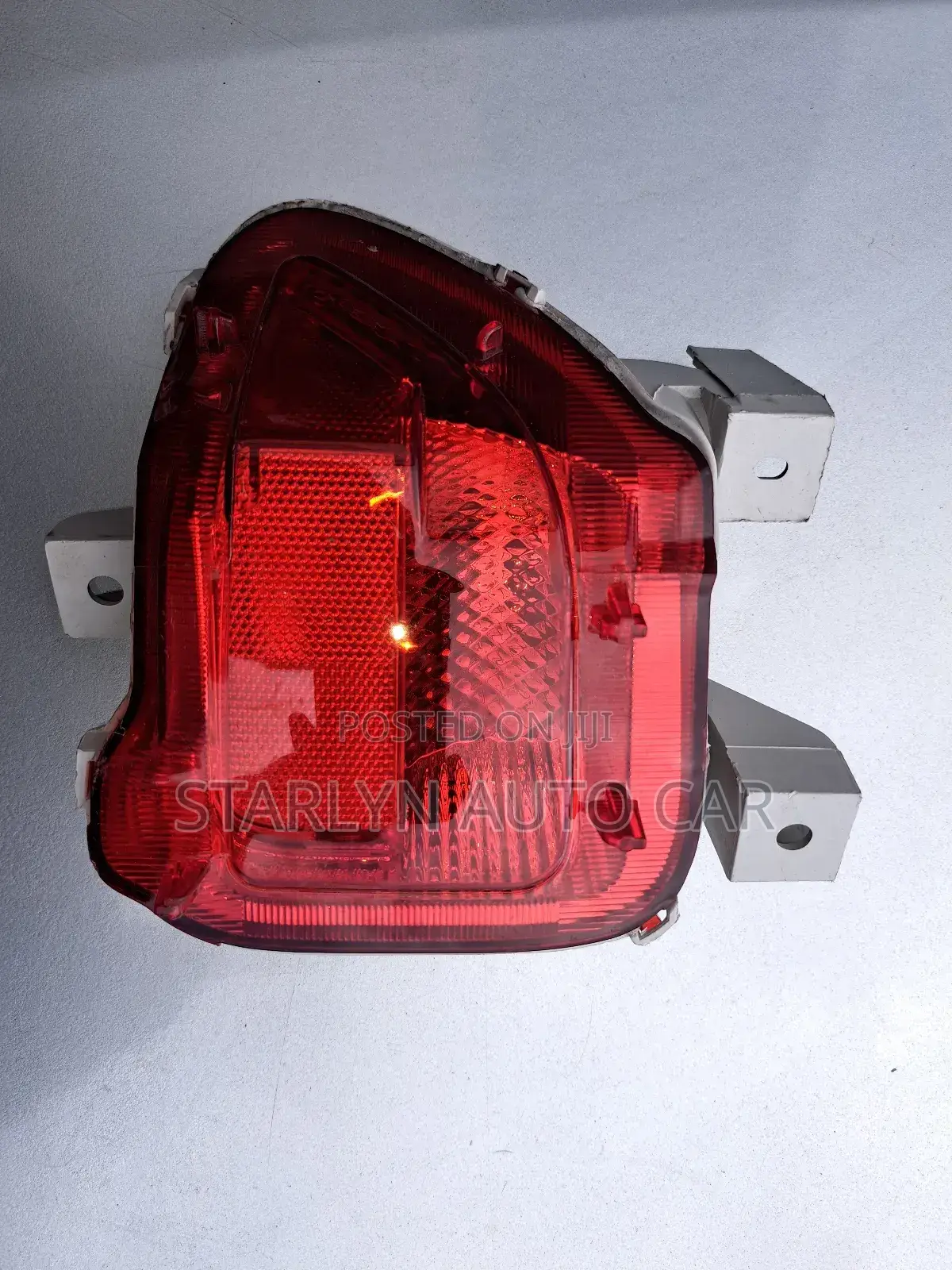Rear Reflector Rav4 2008