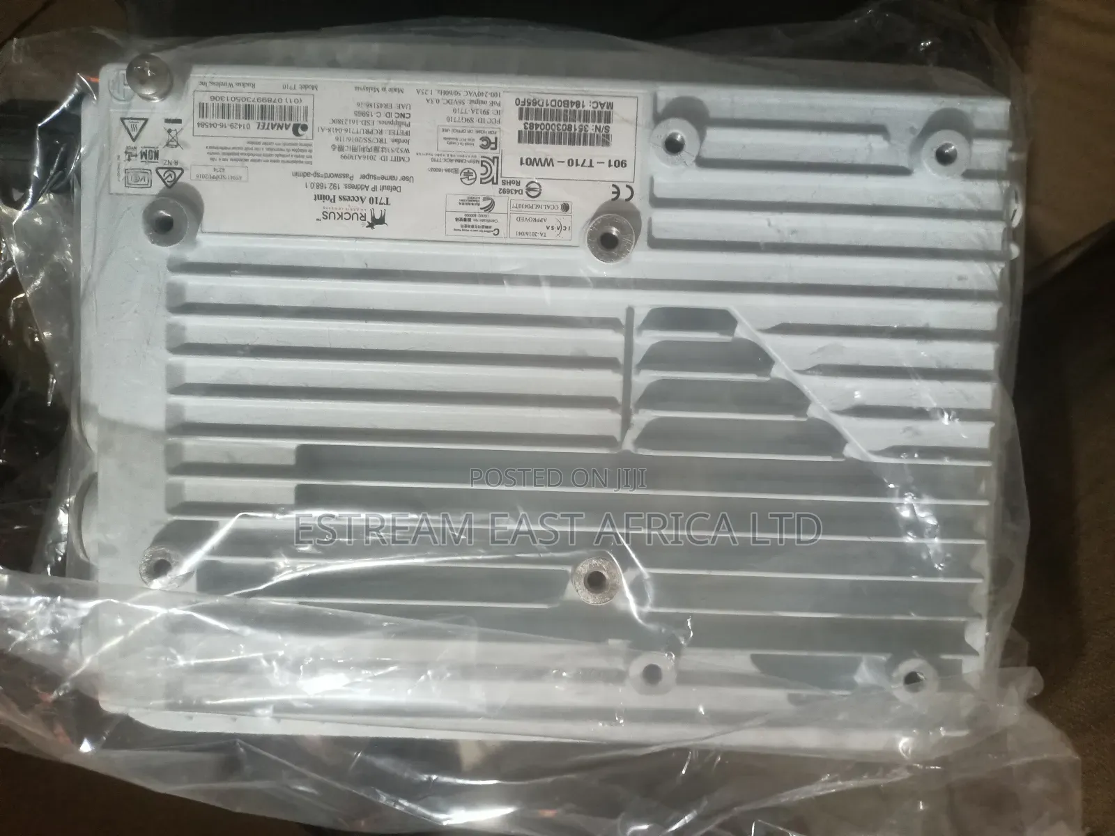 Ruckus T710 Ww01 802.11ac Wave2 4x4:4 Wifi Access Point