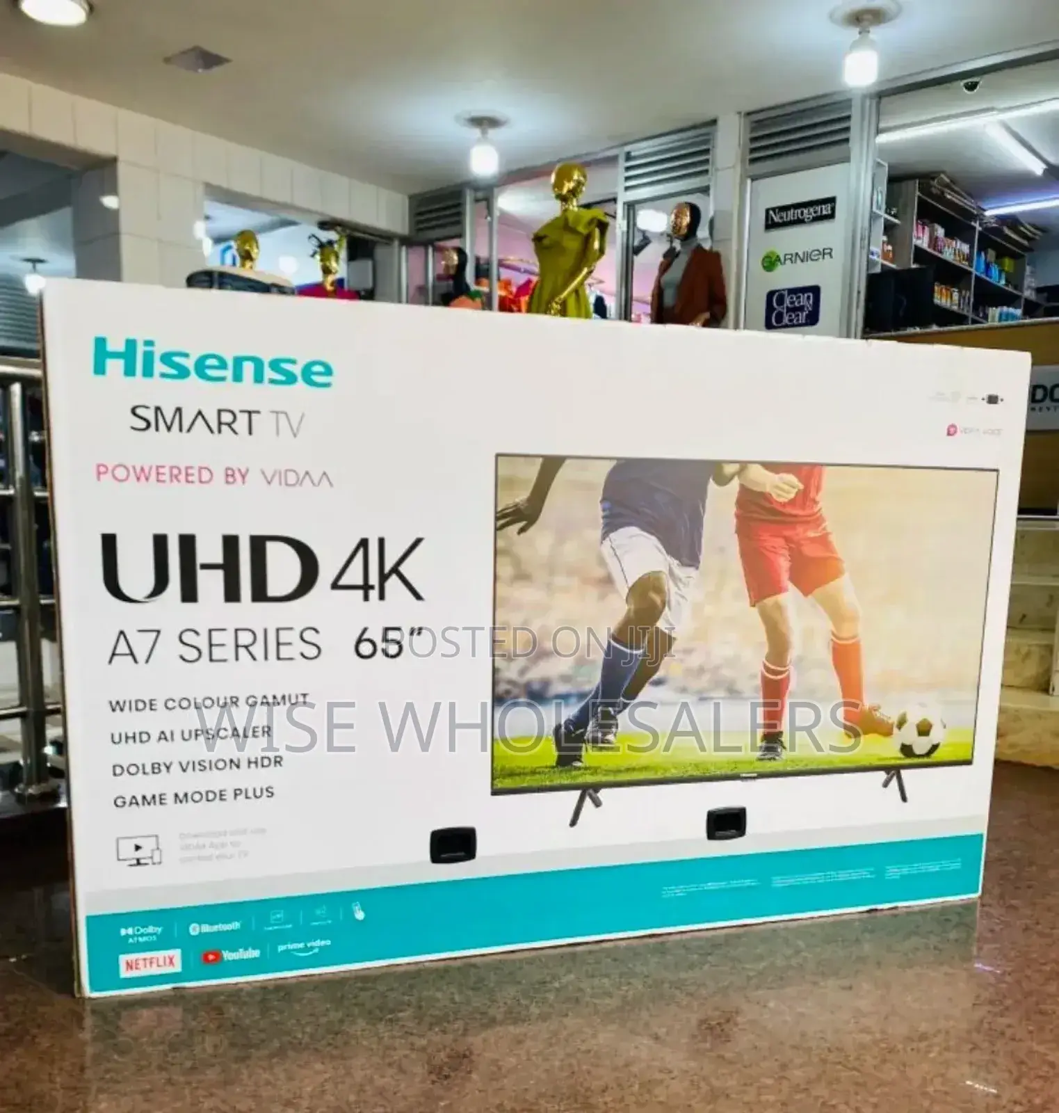 * Hisense 65 Inch Smart Tv 65a7ken
*