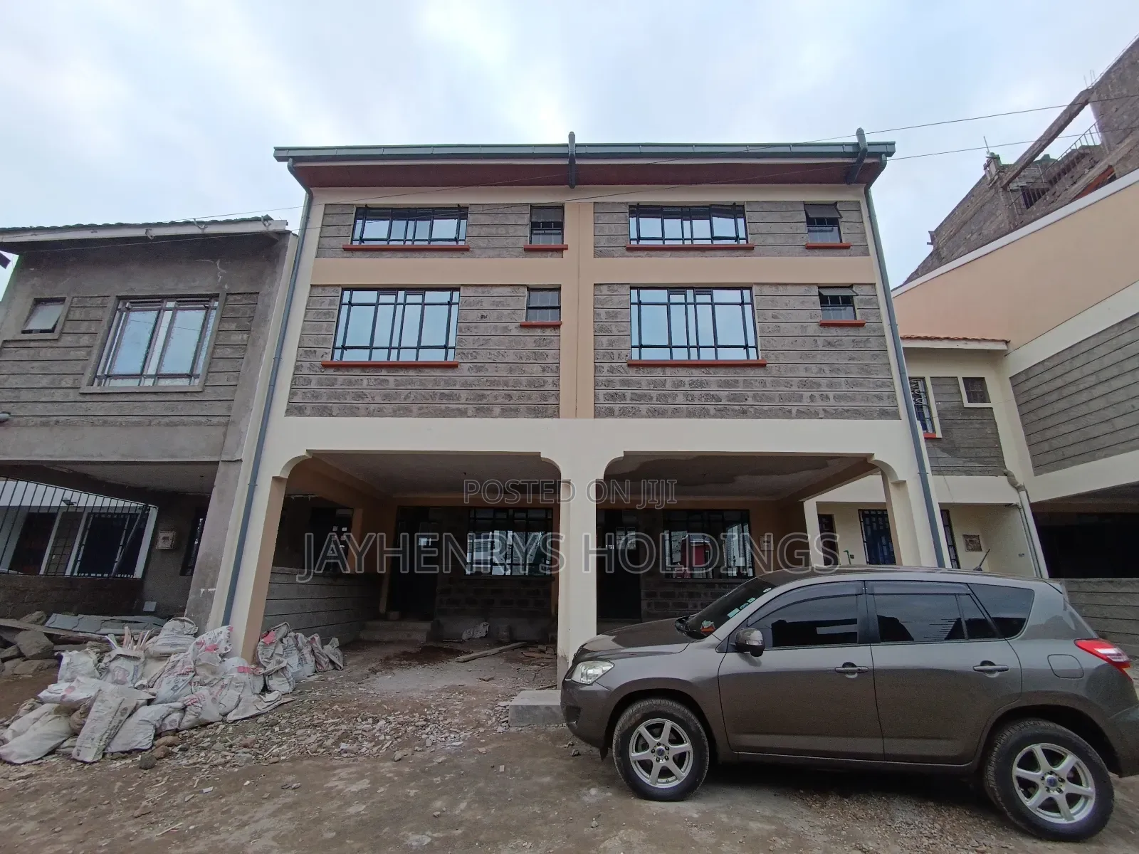 5bdrm House in Kamakis for sale
