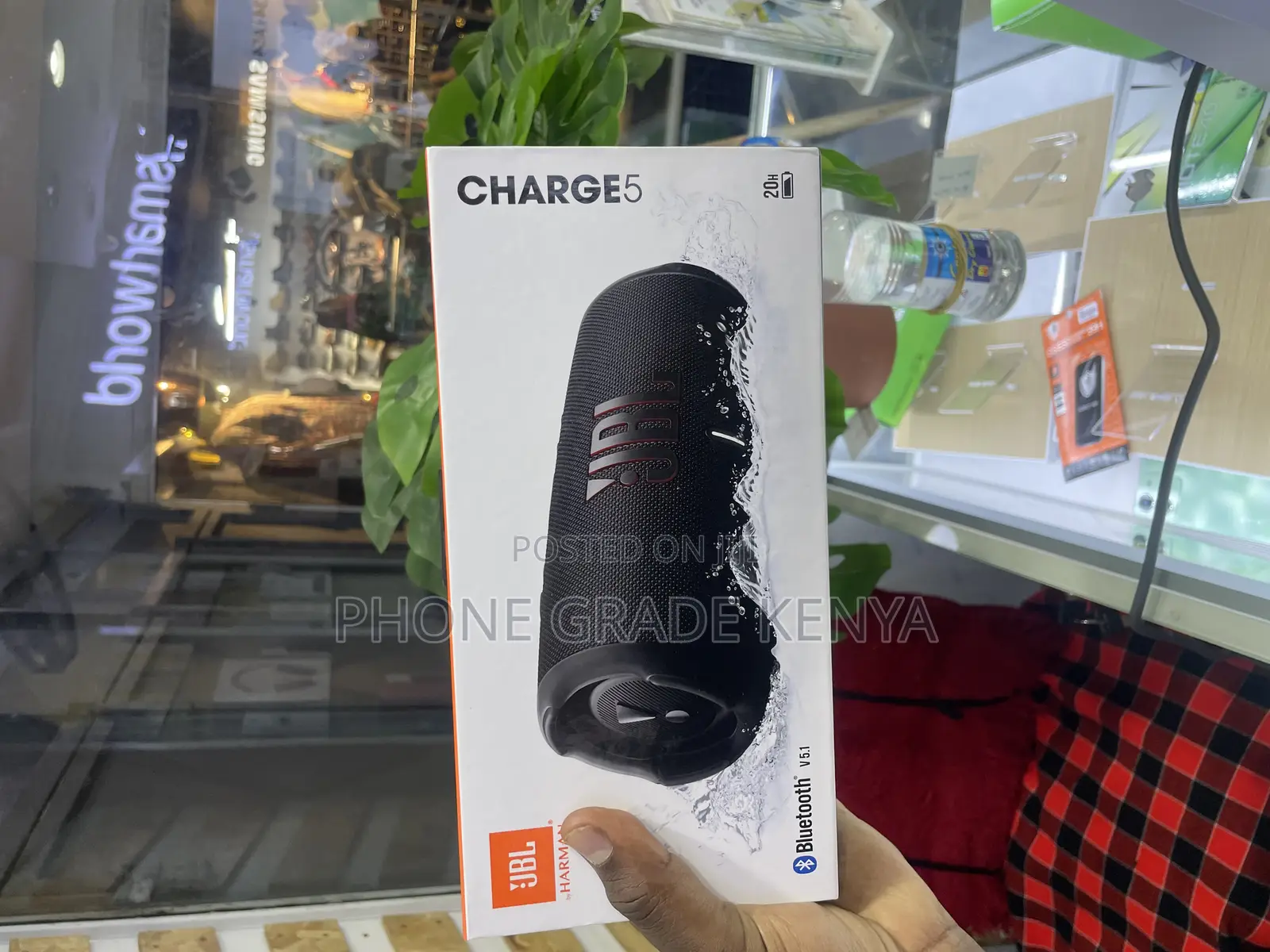 JBL Charge 5