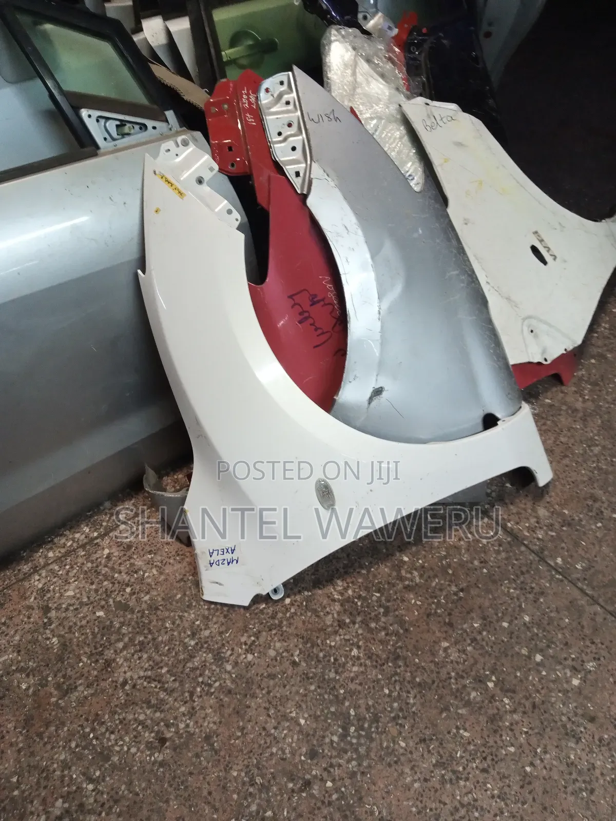 Mazda Axela 2010 Wing