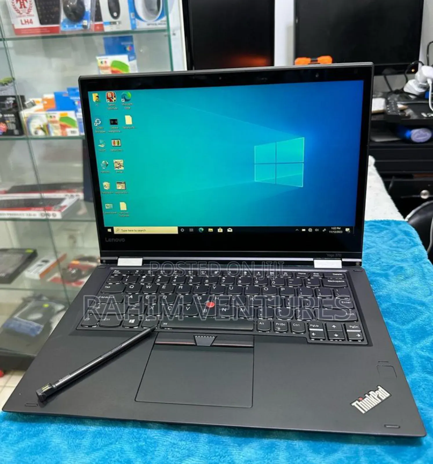 Laptop Lenovo ThinkPad Yoga 370 8GB Intel Core i5 SSD 256GB