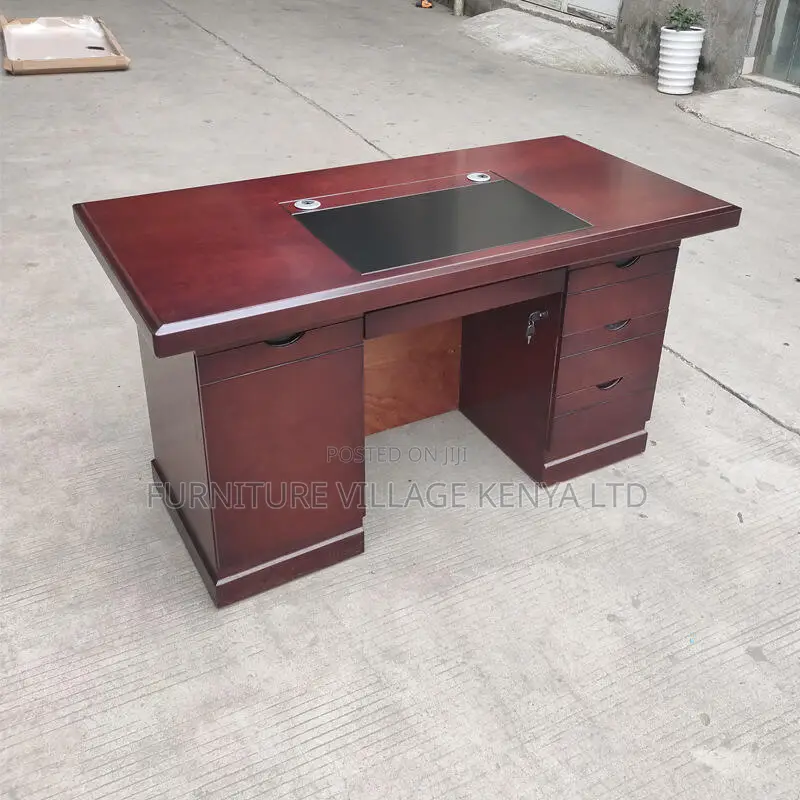 1200mm Executive Office Desk With Lockable Drawers