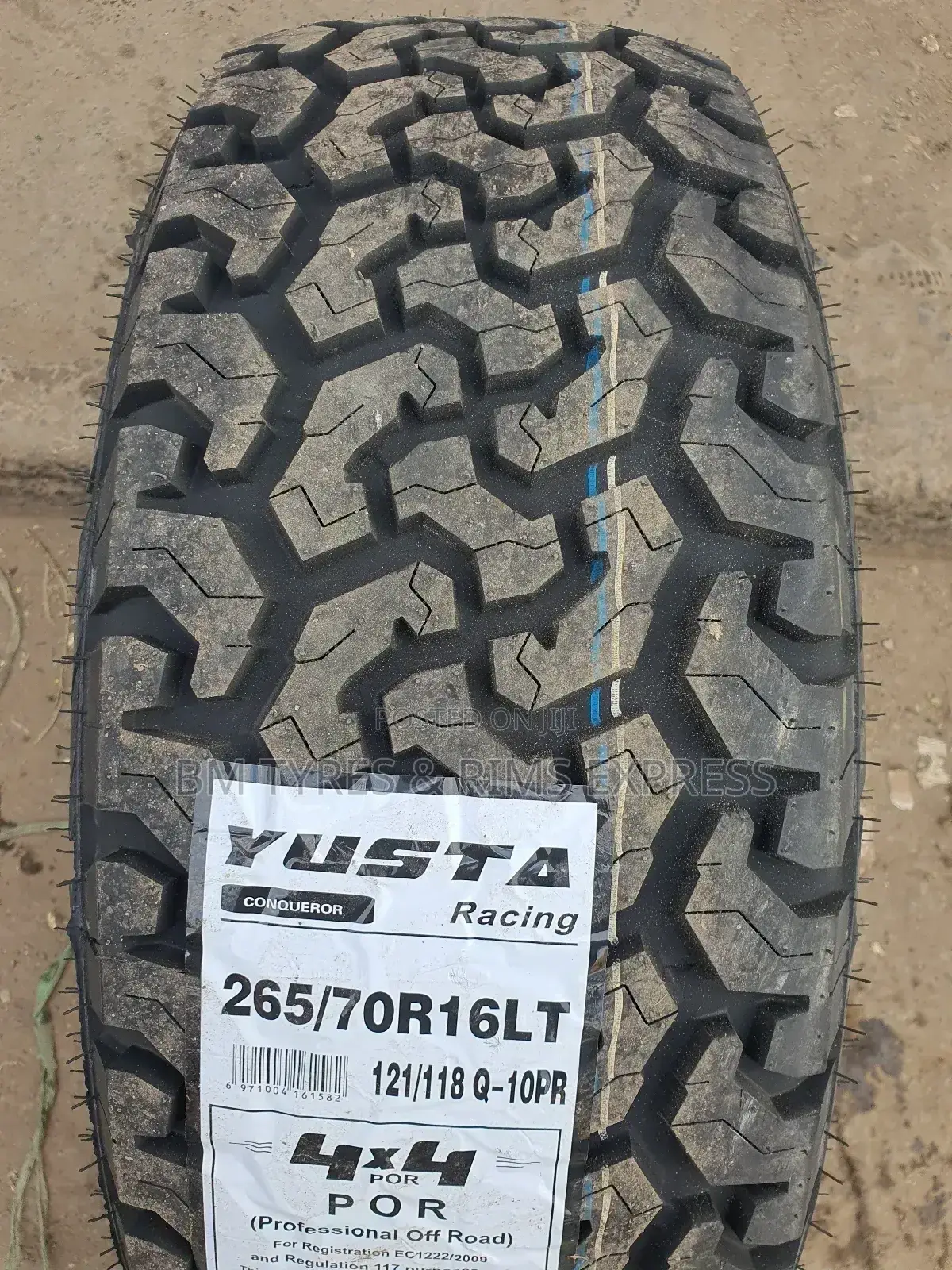 265 /70 R16 YUSTA (With White)