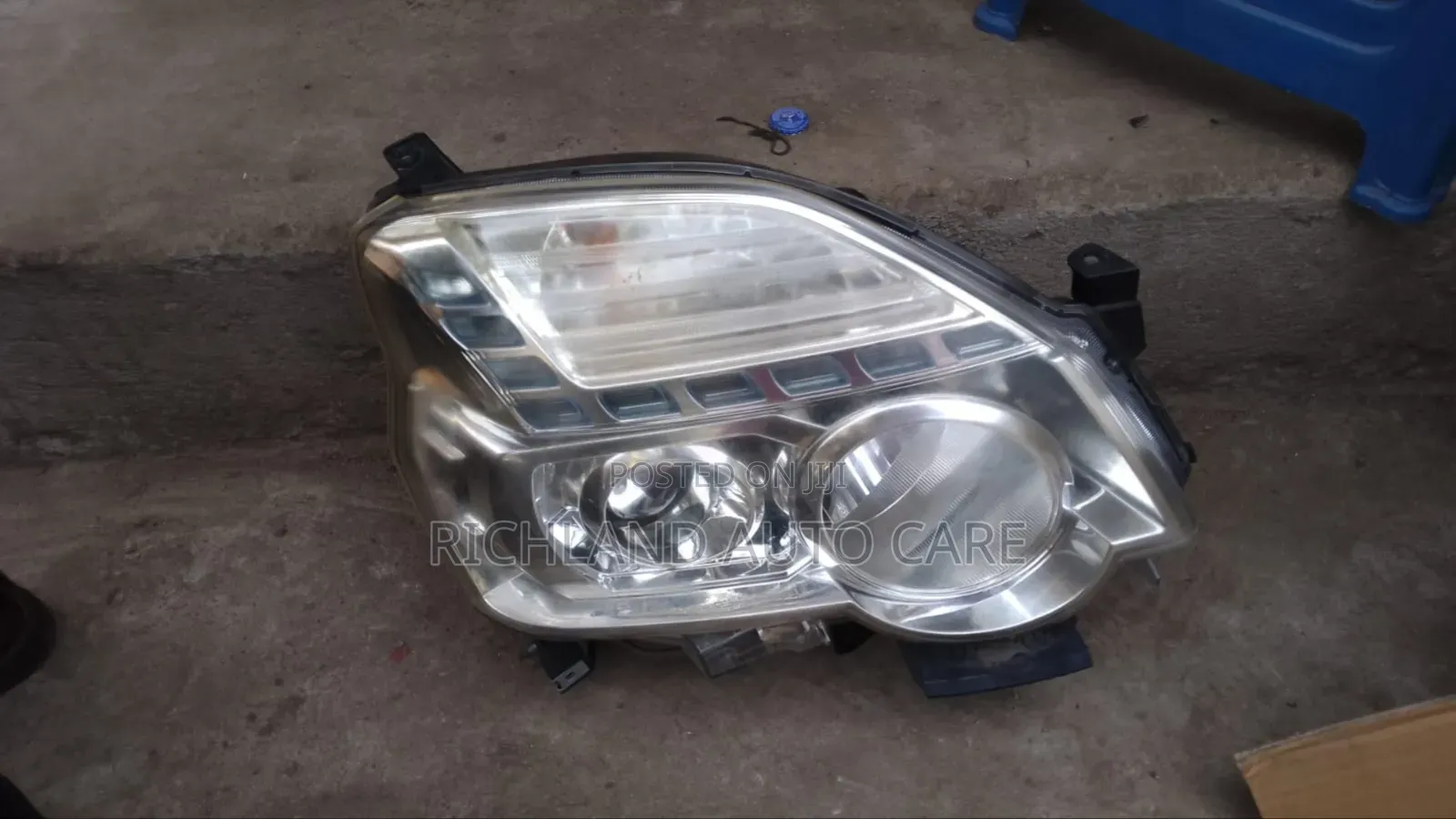 Headlamp for Nissan Xtrail Nt31 Left and Right Side
