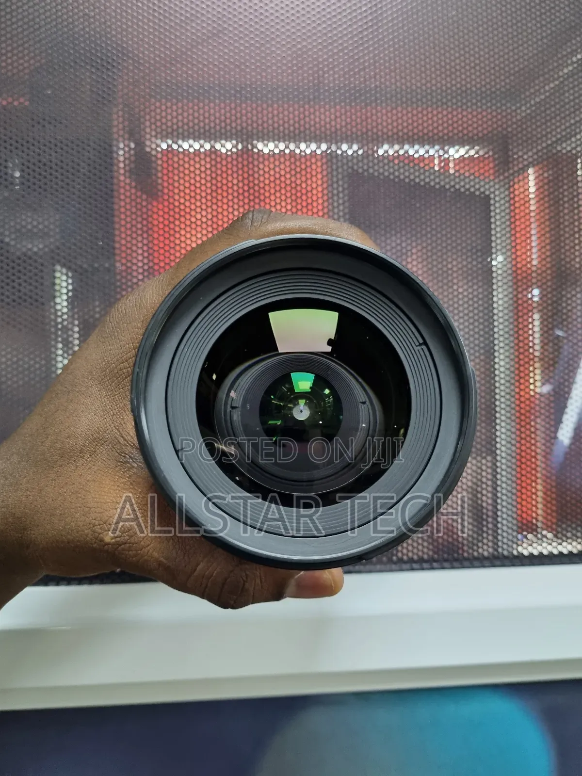 Nikon AF-S DX Zoom-Nikkor 12-24mm F/4g IF-ED Lens
