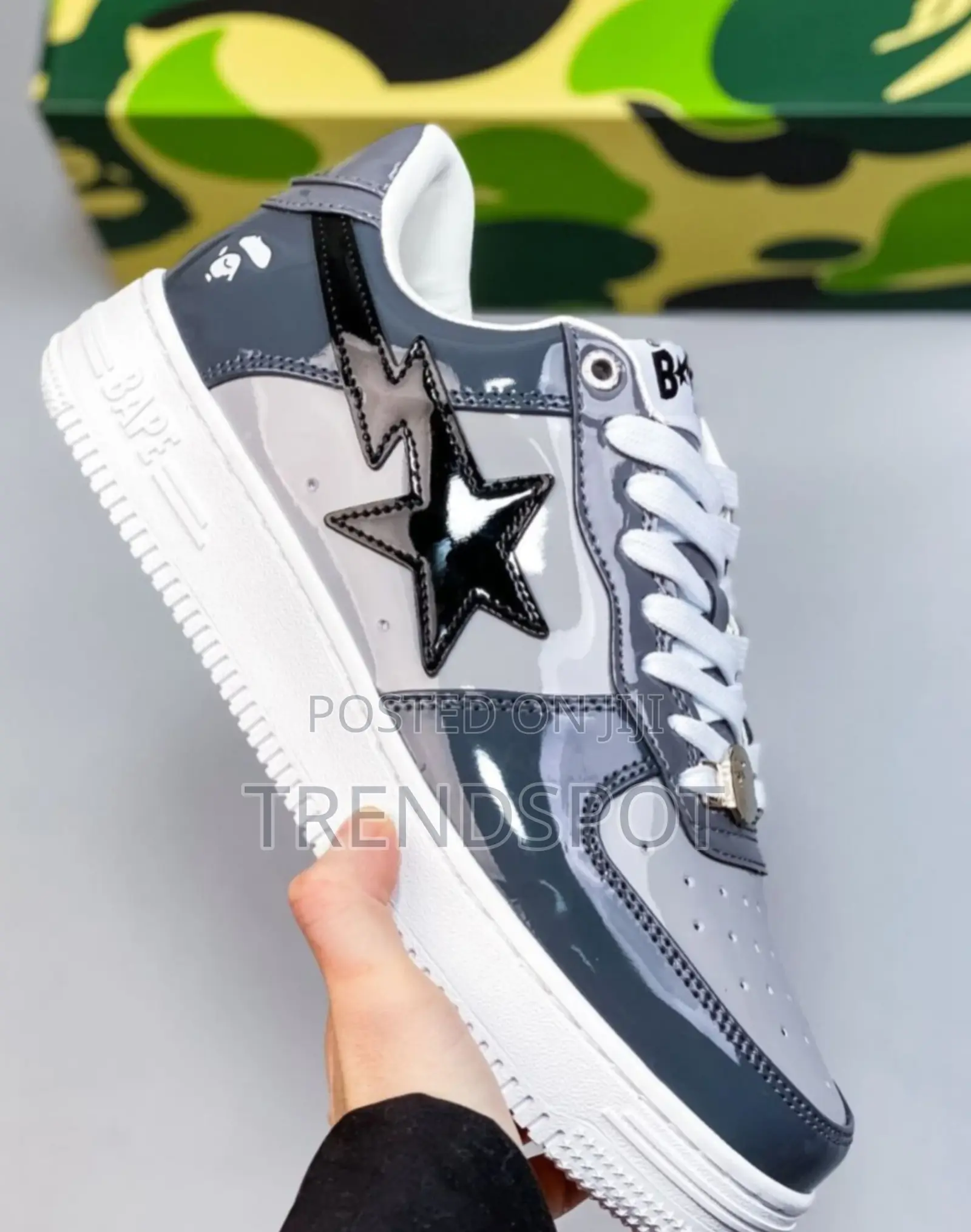 Bapestar Sneakers. Unisex