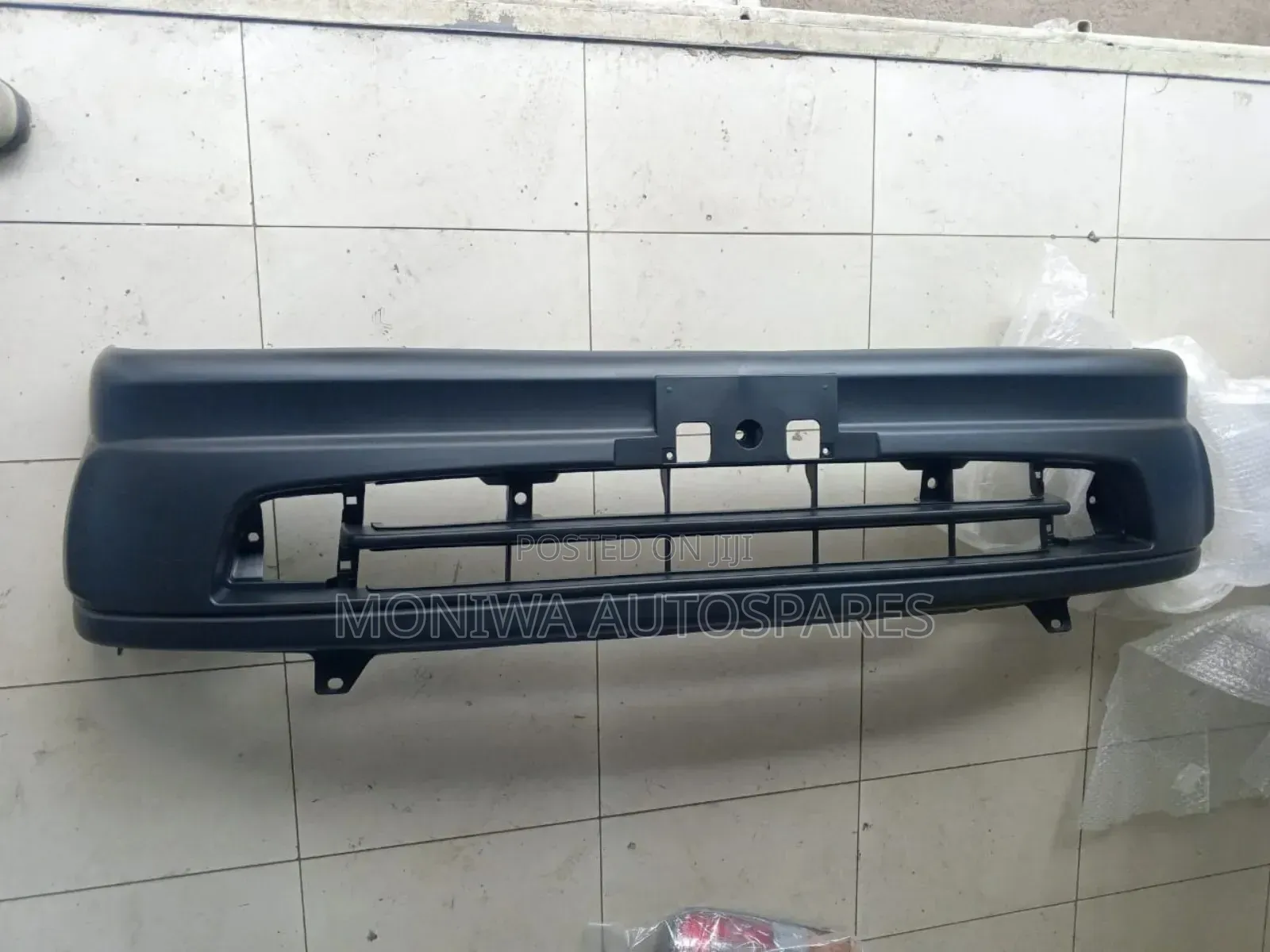 Front Bumper Toyota Hiace Shark 5L