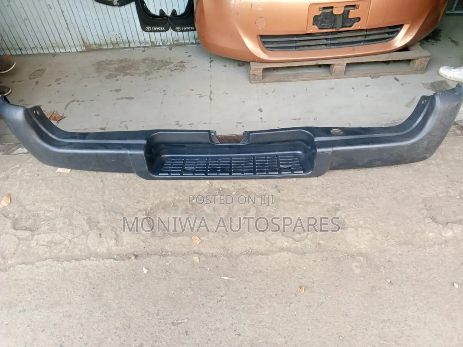 Rear Bumper Toyota Hiace Shark 5l