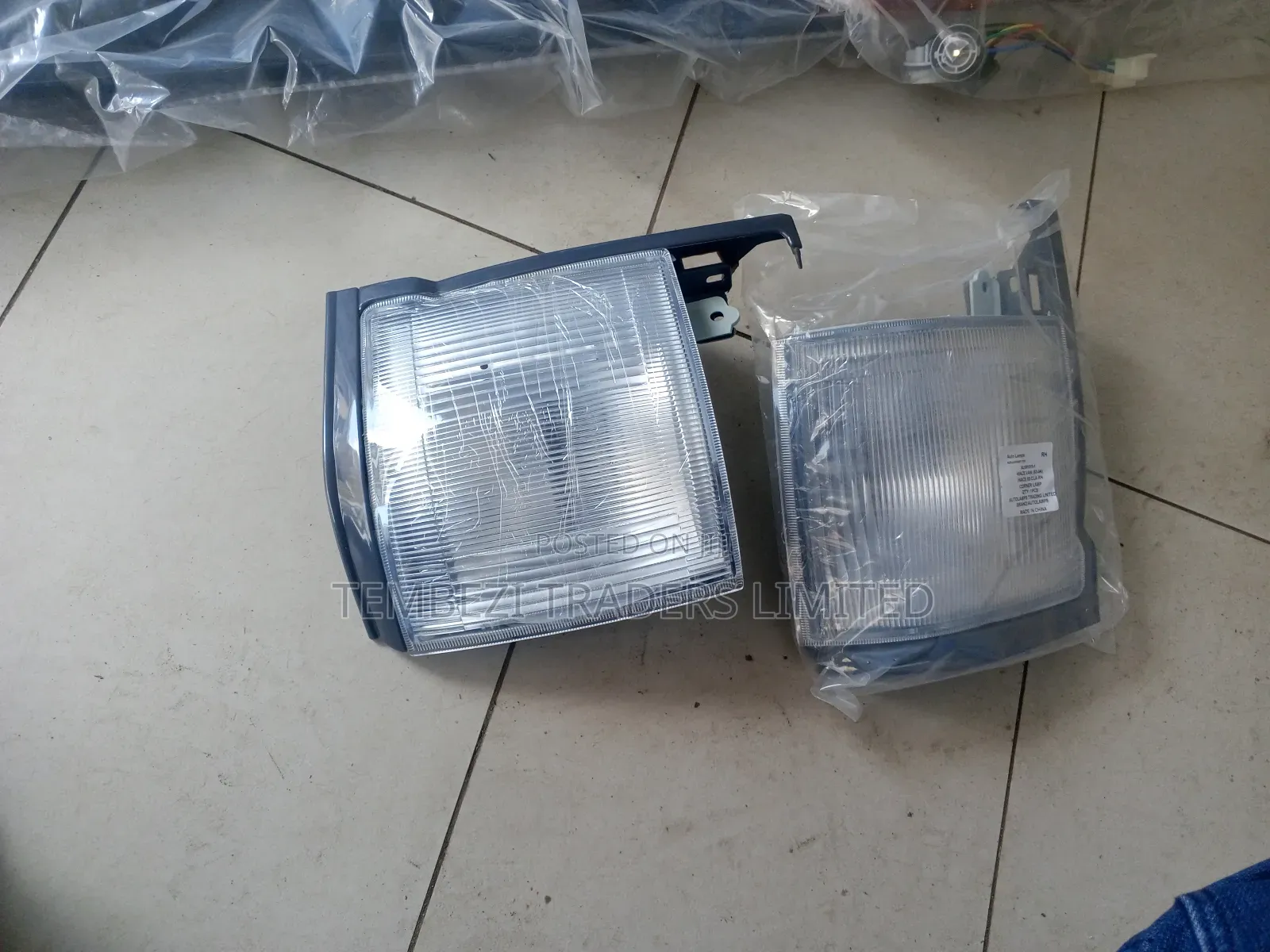 Indicator Lights Toyota Hiace Shark 5L