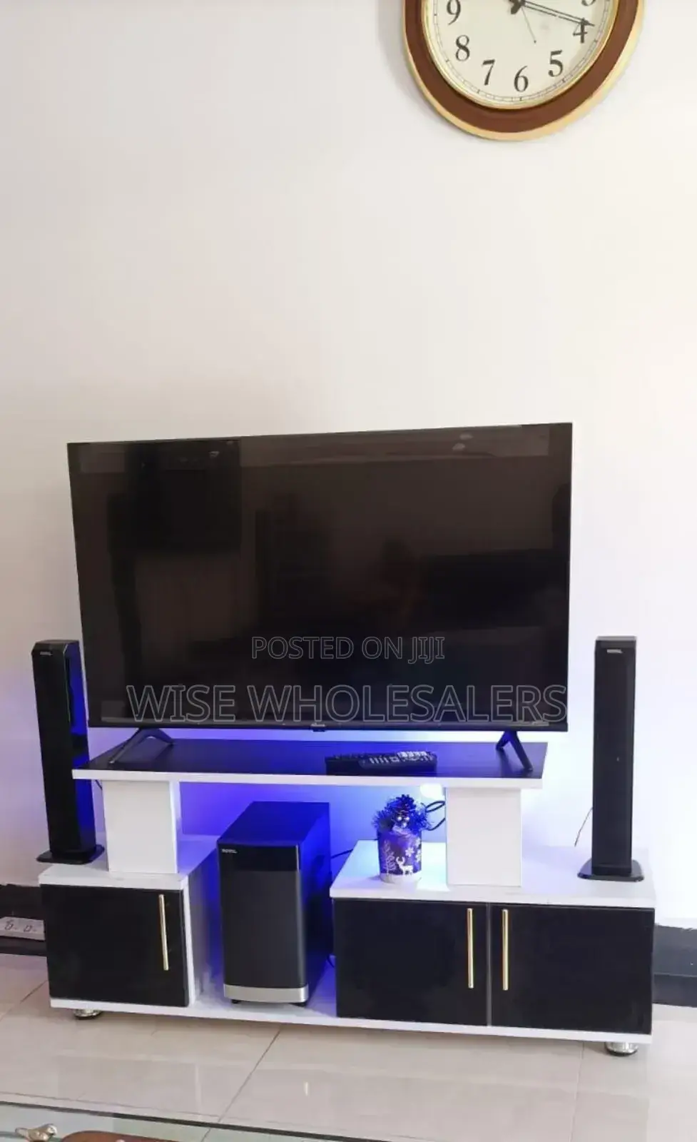 *Istanbul 2 Tv Stand With Led Light*