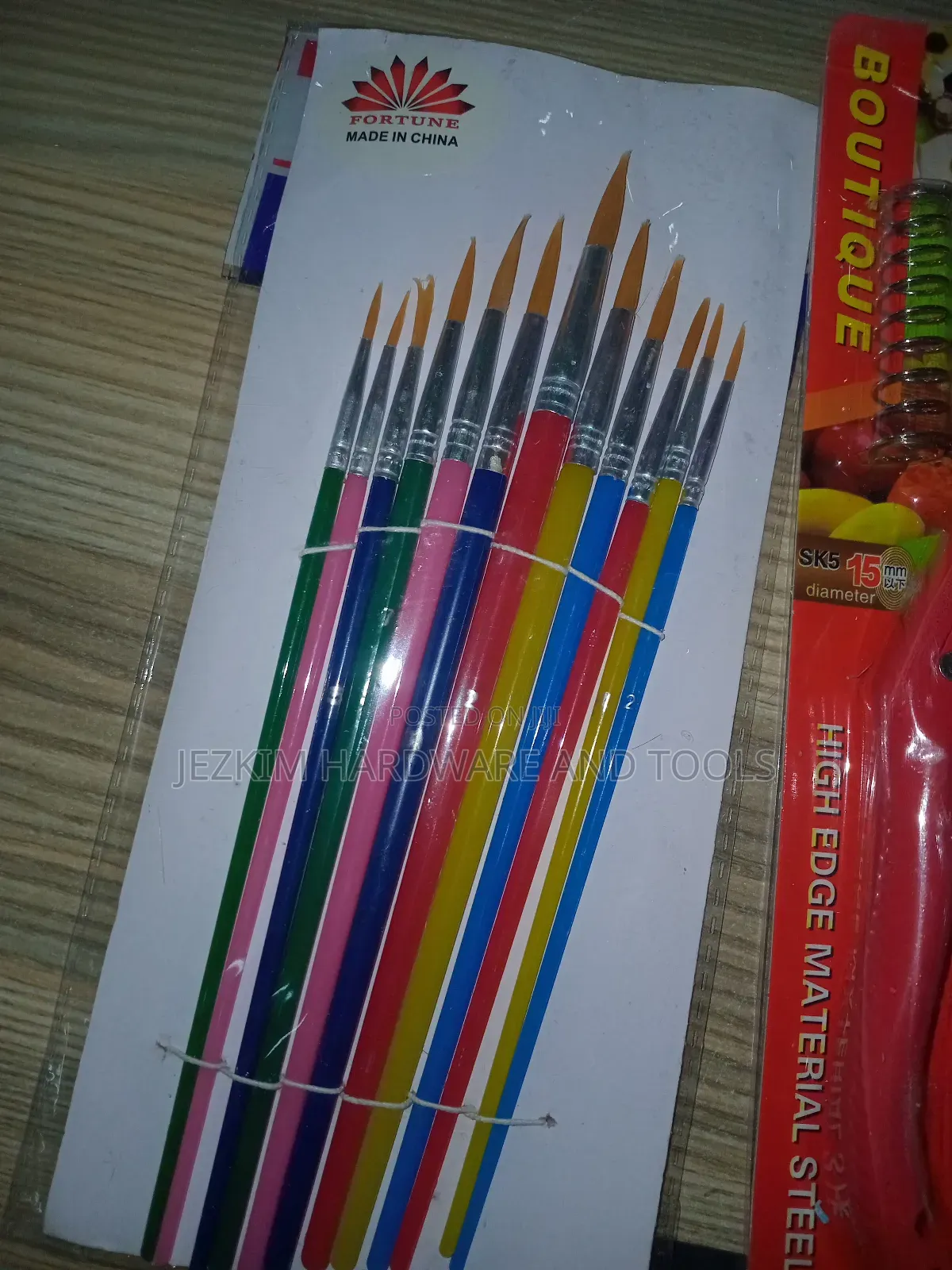 Artist Brush