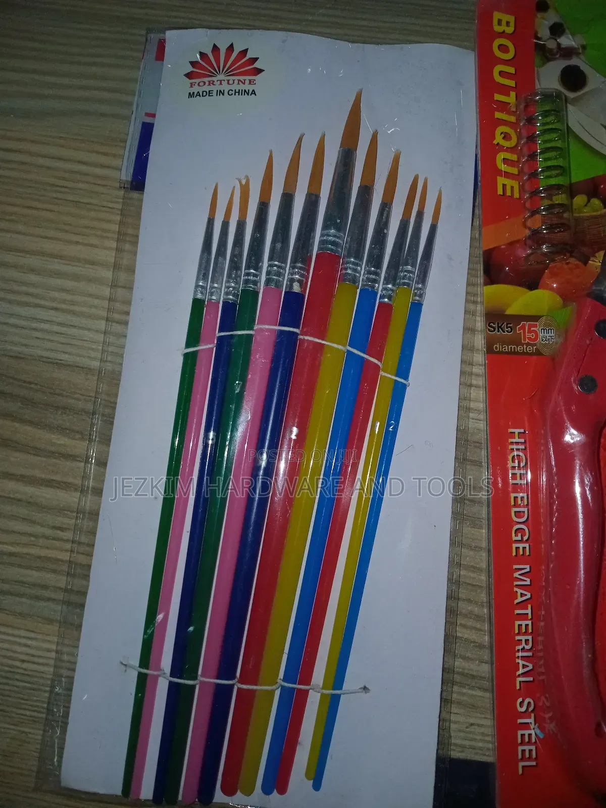 Artist Brush