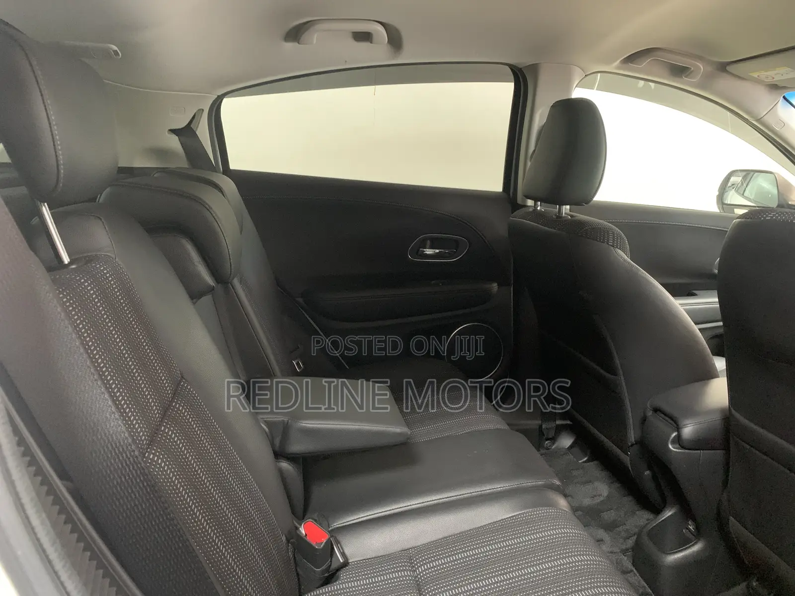 Honda Vezel 1.5 Hybrid 2WD 2017 White
