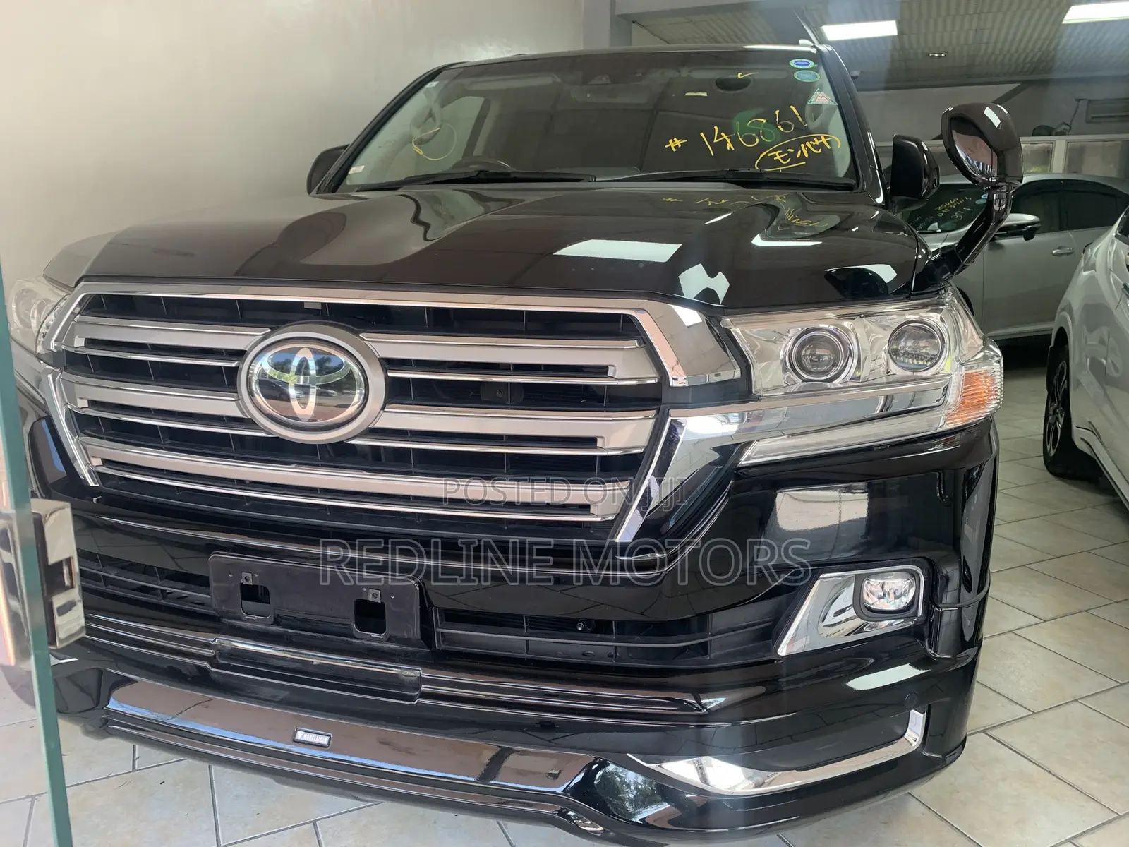 Toyota Land Cruiser 4.6 V8 ZX 2017 Matt Black
