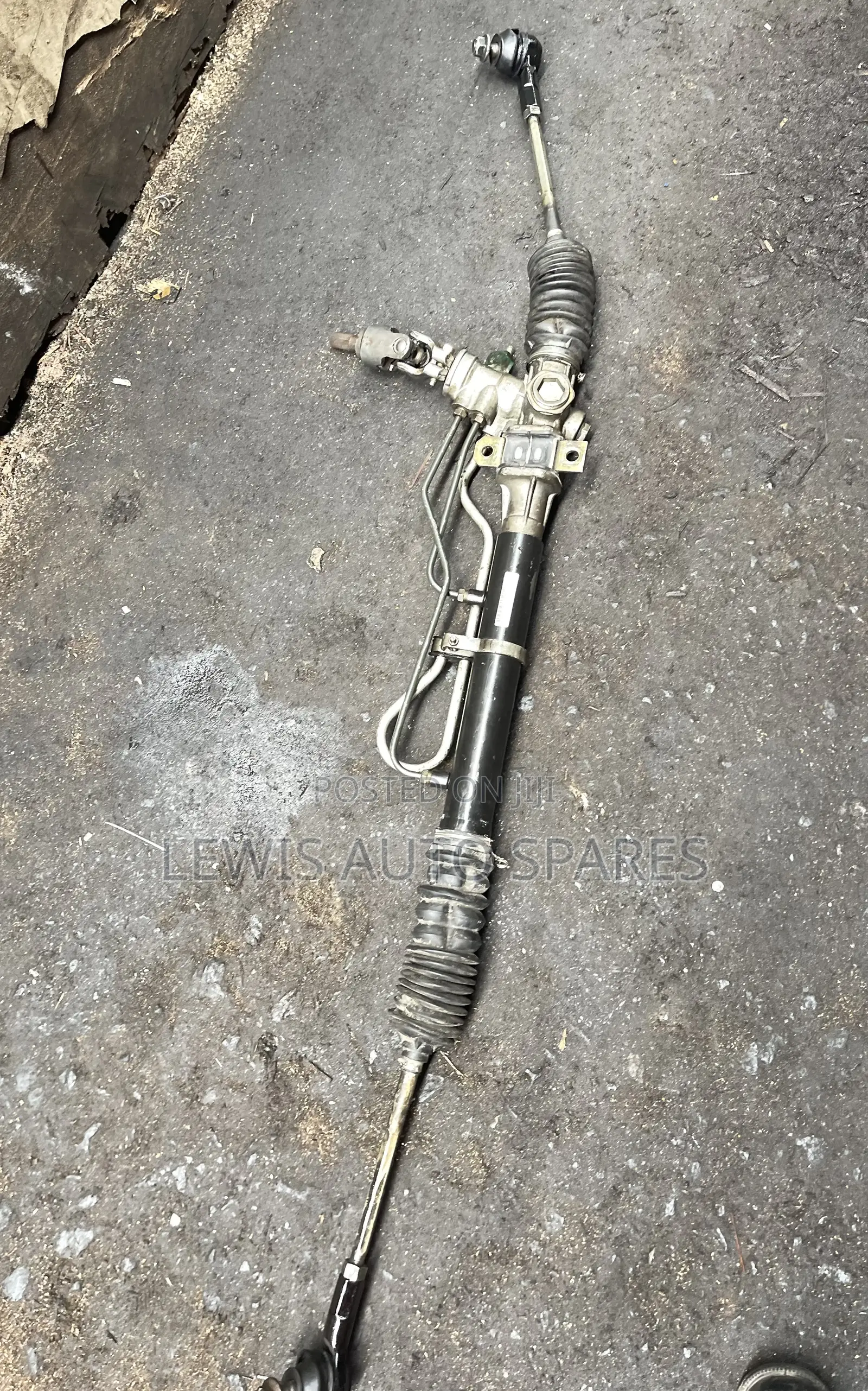 Mazda Demio Verisa (Old Shape) Stearing Rack