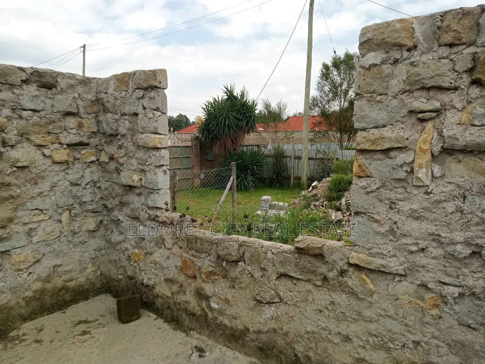 1/4 Plot Blossom Annex With Incomplete 3 Bedroom House