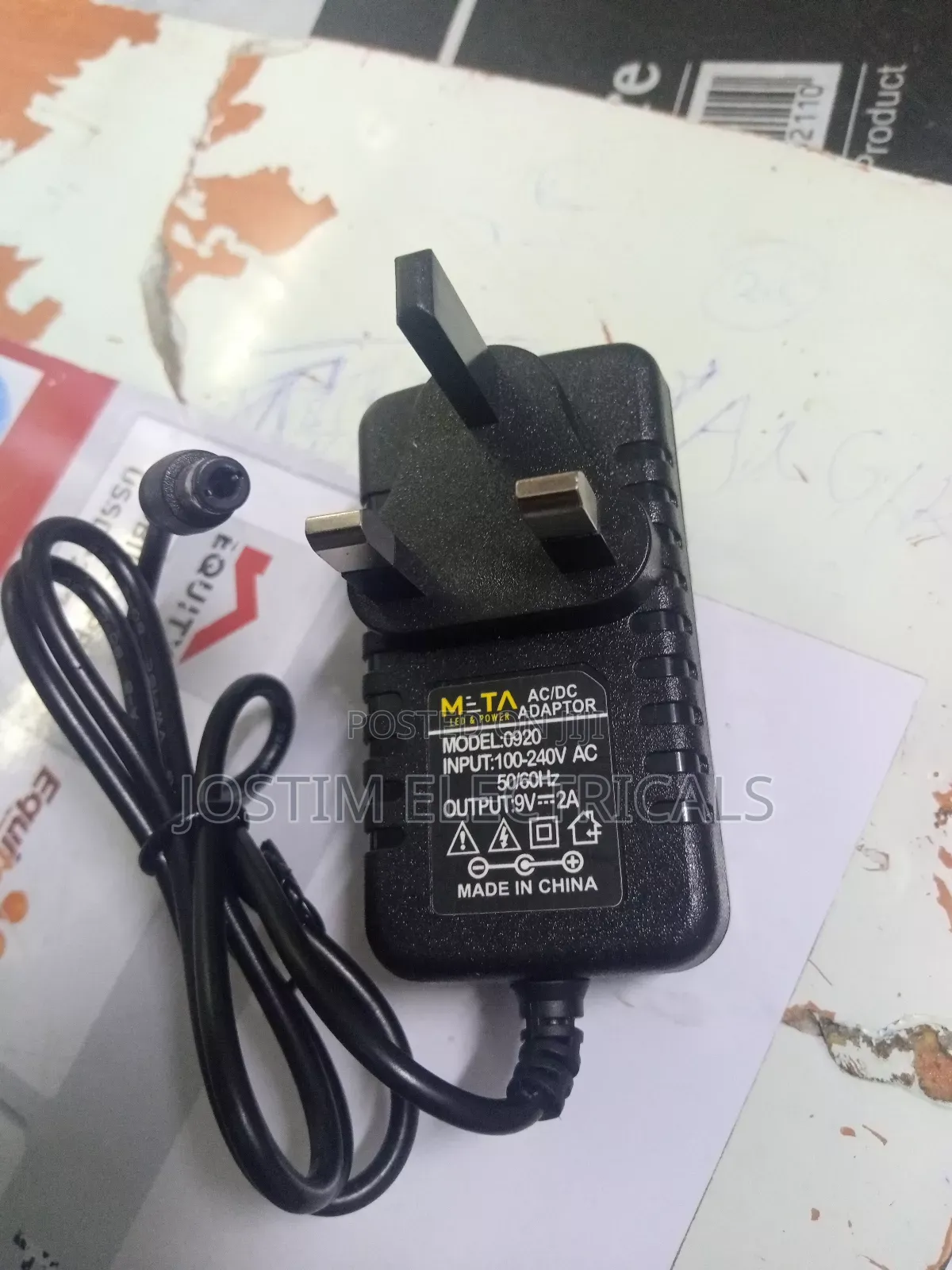 AC/DC 9V2A Power Supply Adapter