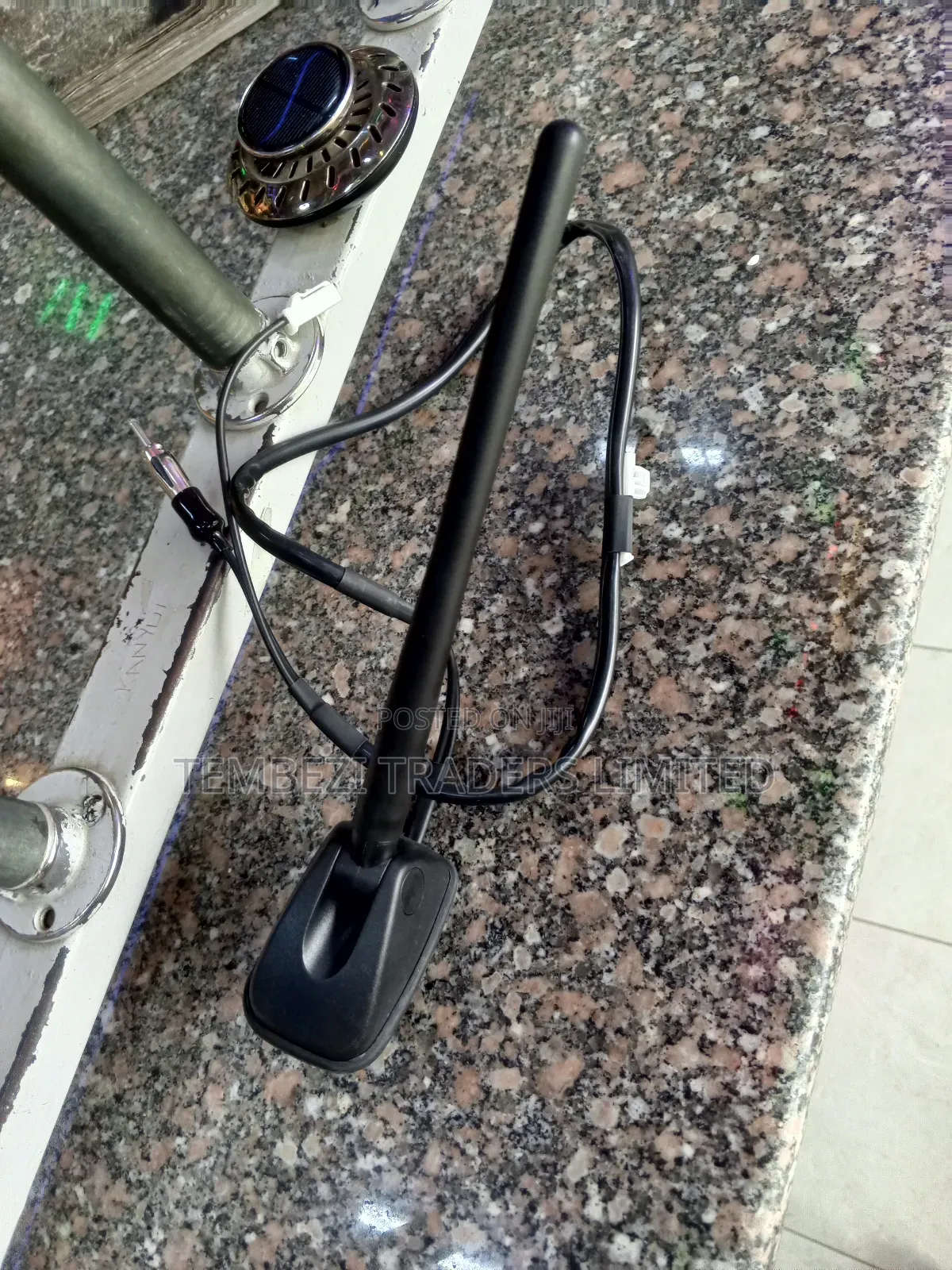 Universal Roof Aerial/Antenna