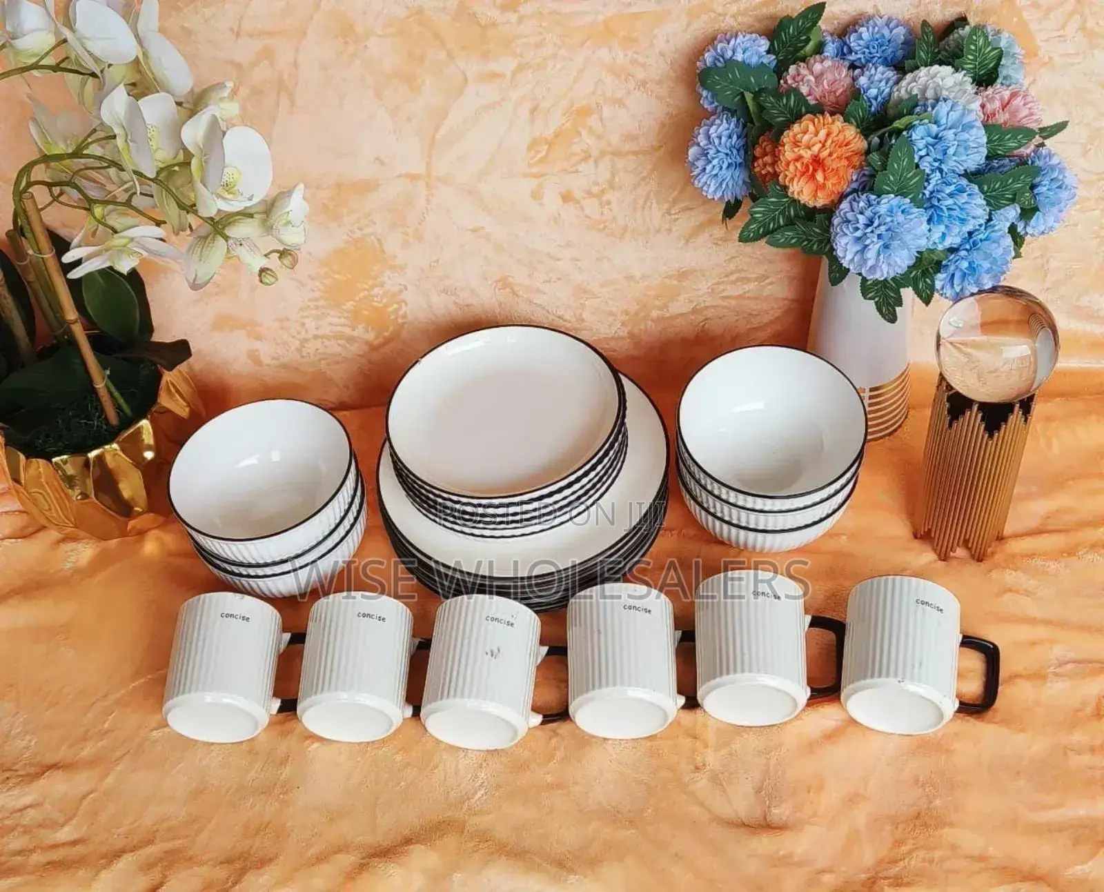 *24pc Japanese Dinner Set*
*Ceramic