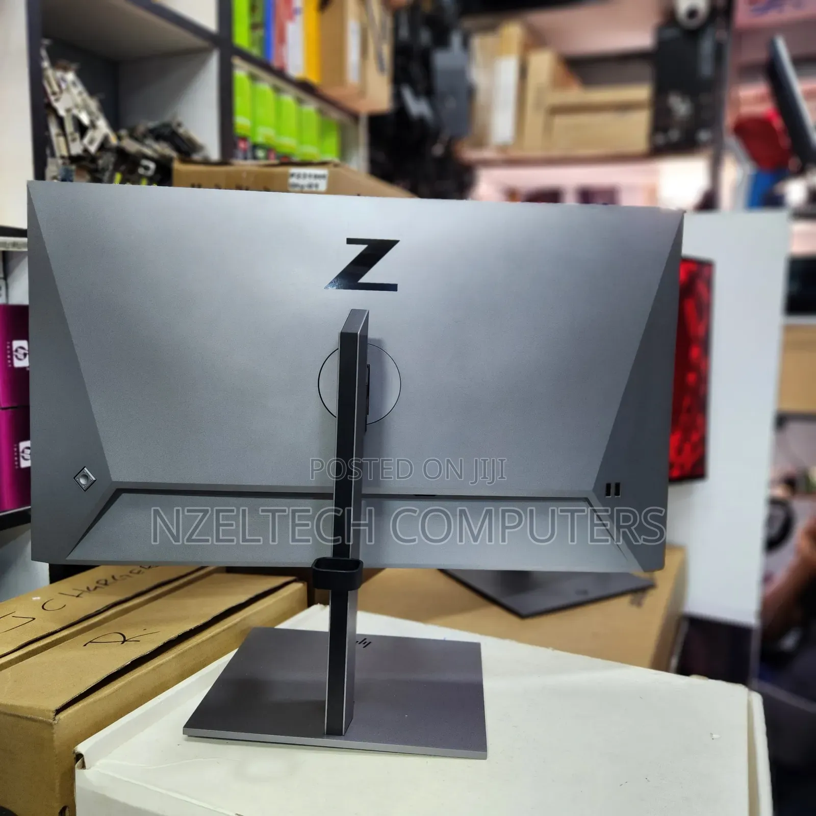 HP Z27q QHD Flameless Resolution