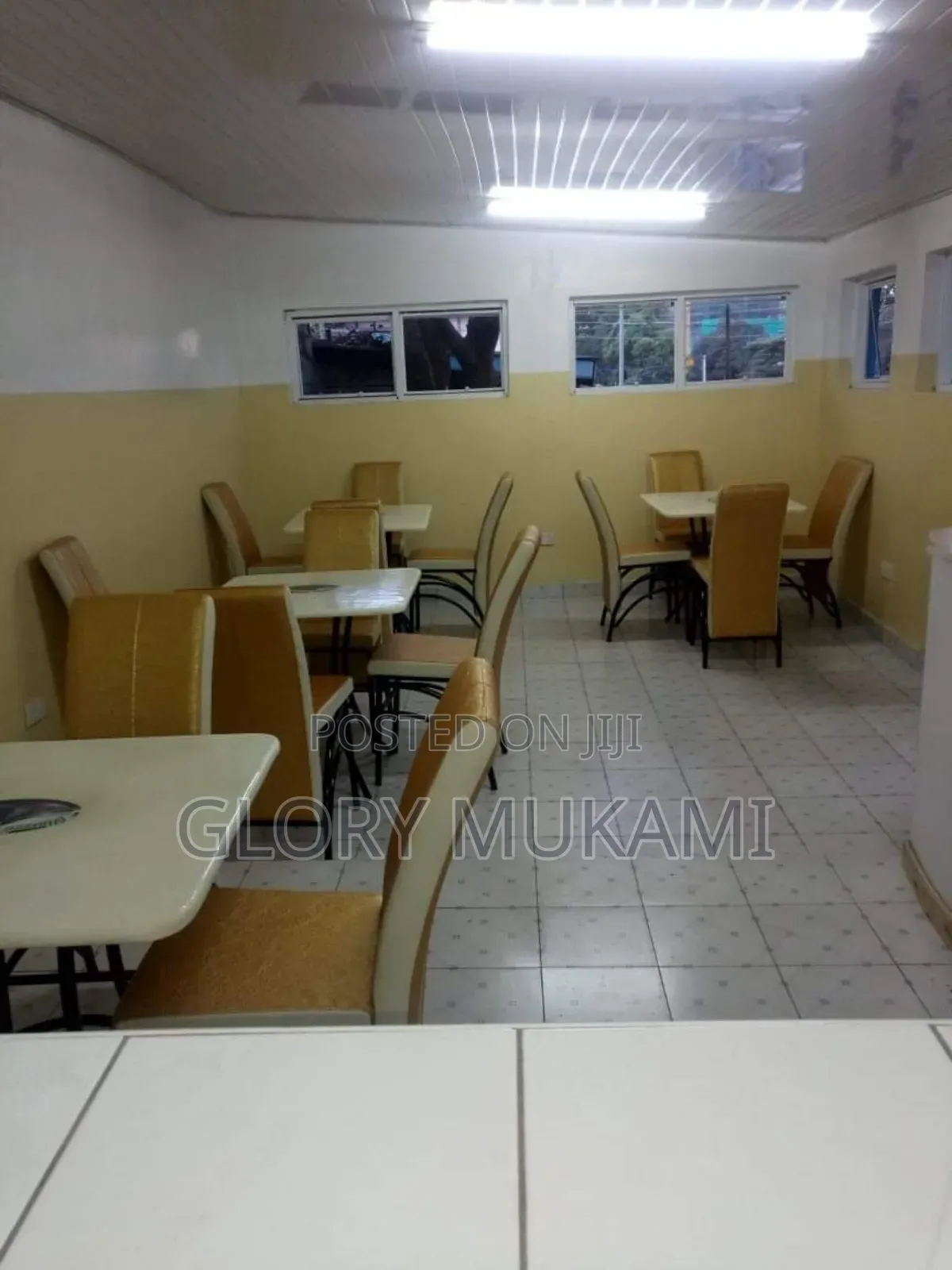 Quality Brand New Restaurant and Bar Seats and Table Set