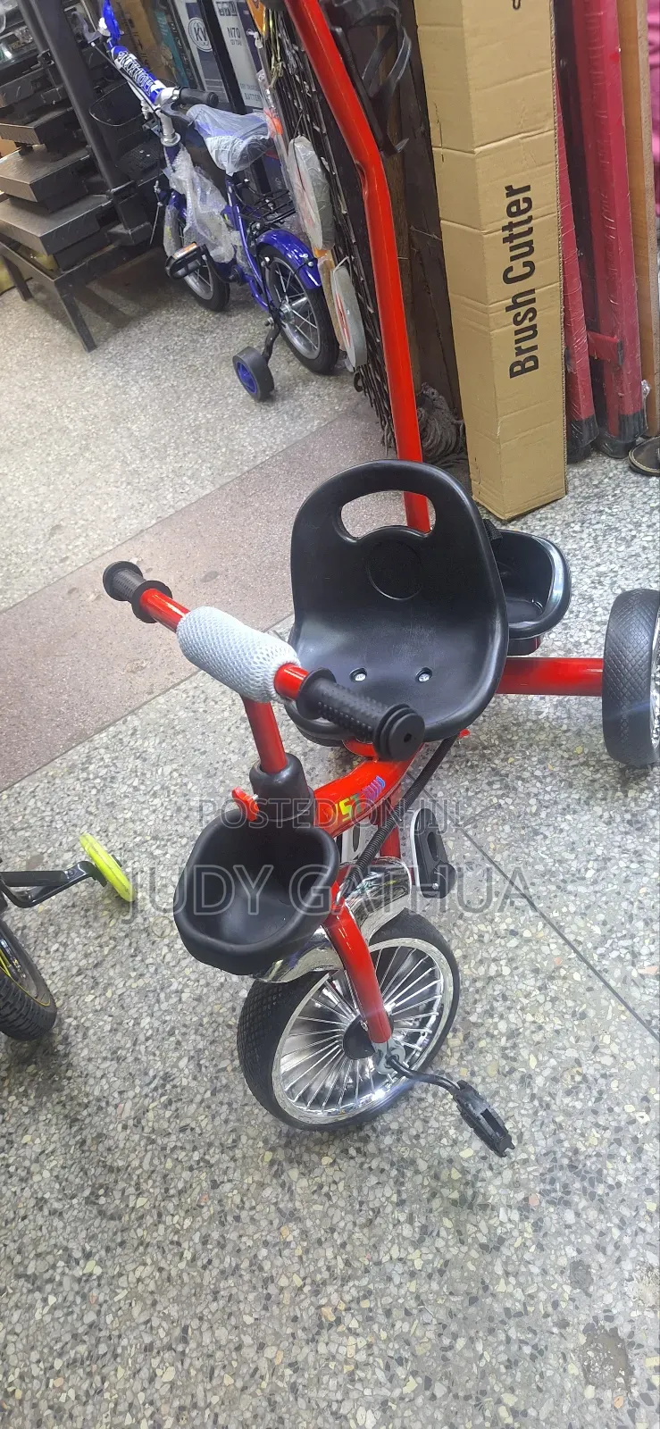 Trycle With Handle