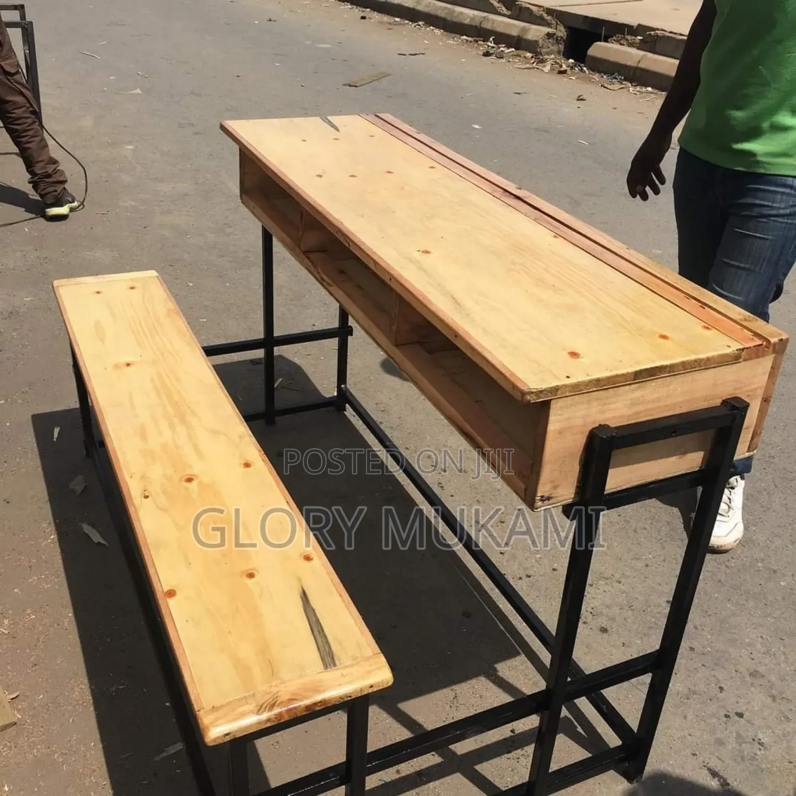 Quality Brand New School Desk