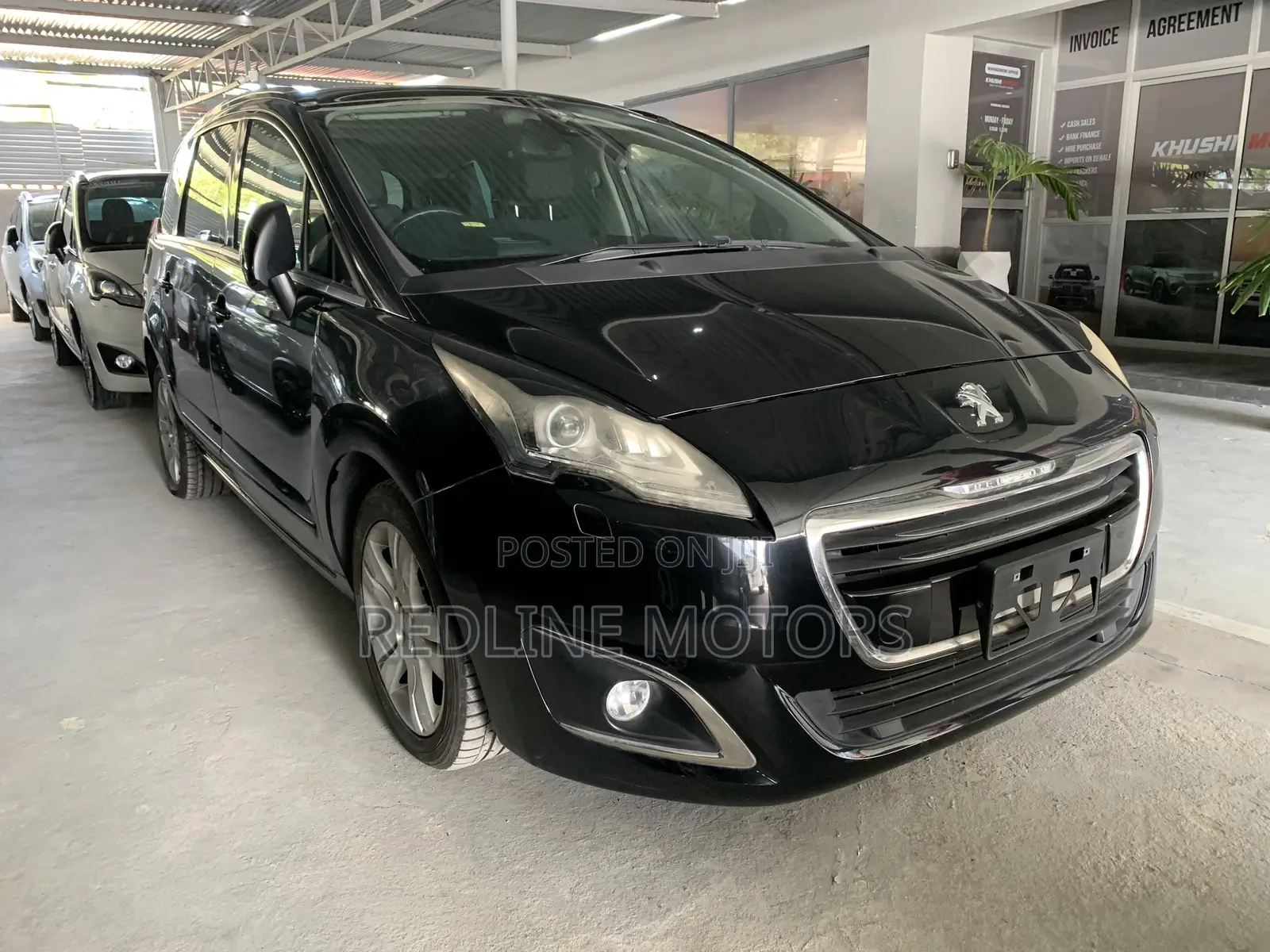 Peugeot 5008 1.2 PureTech Active 2016 Black