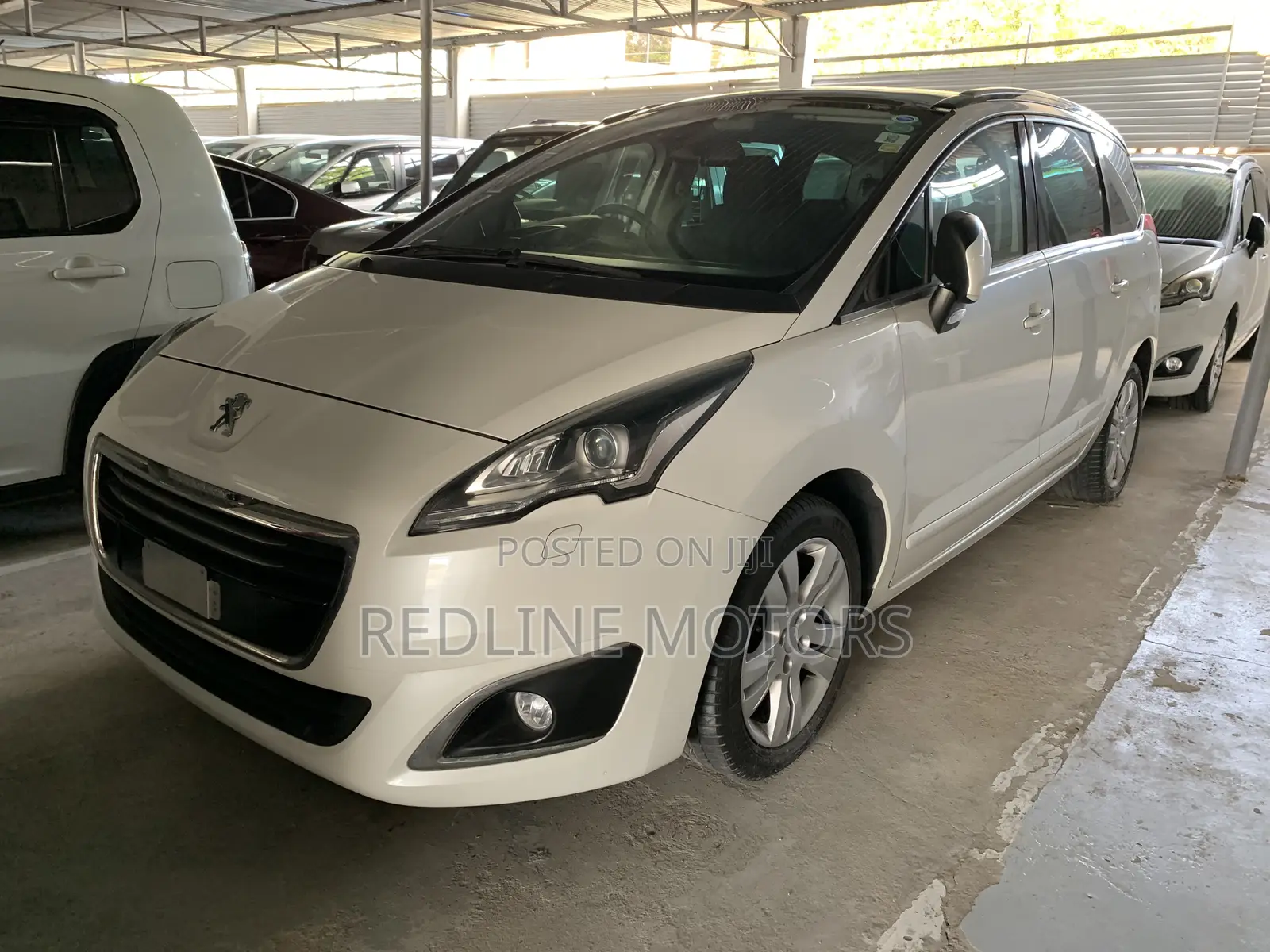 Peugeot 5008 1.2 PureTech Active 2016 White
