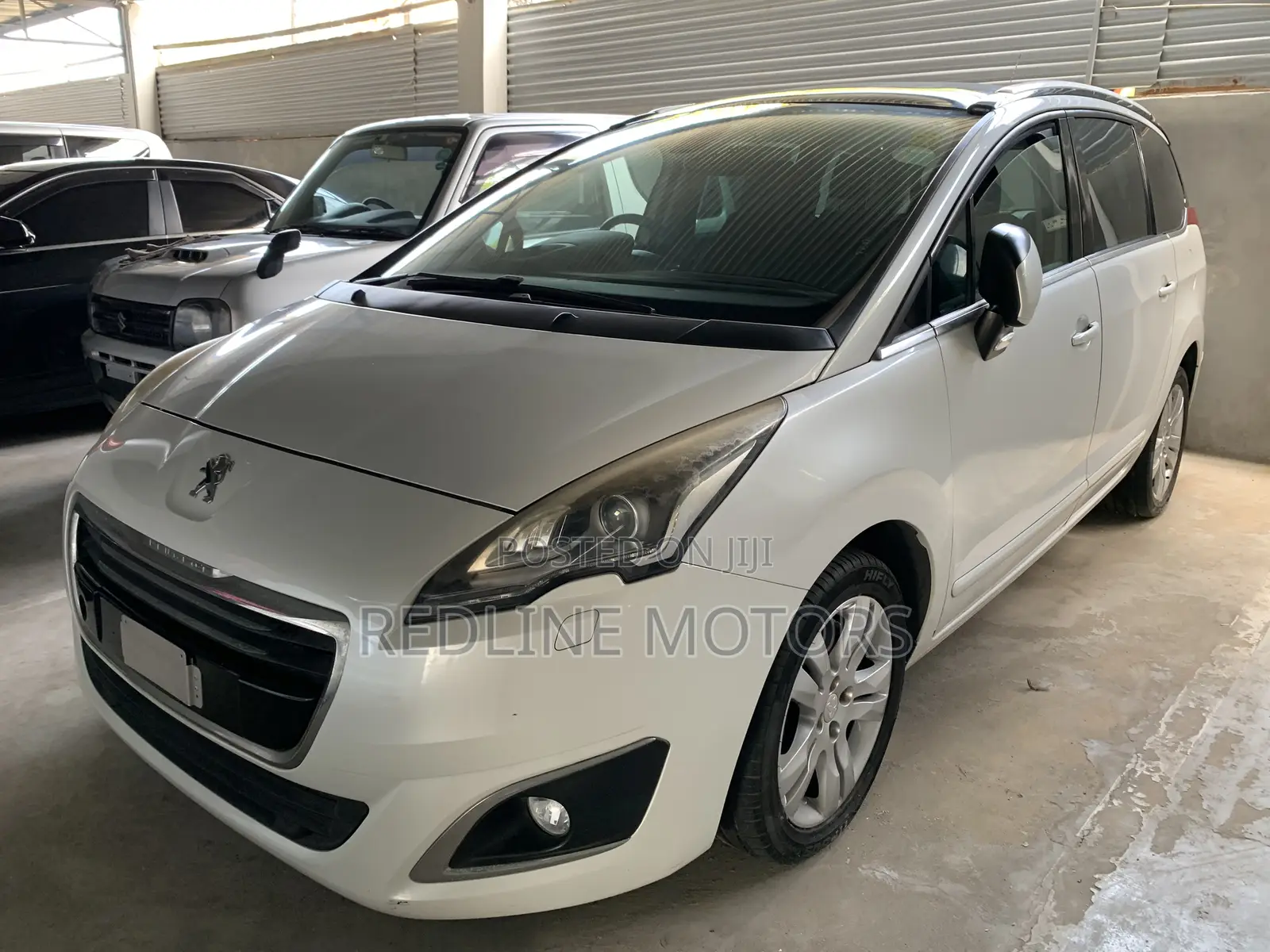 Peugeot 5008 1.2 PureTech Active 2016 Pearl
