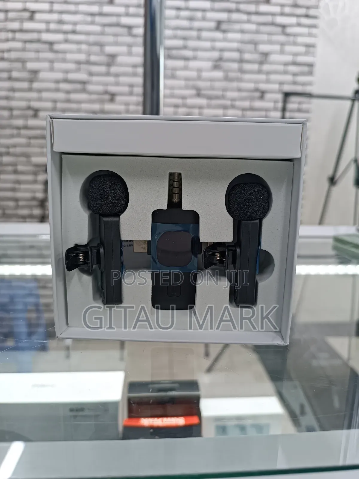 3 in 1 Wireless Lapel Mics