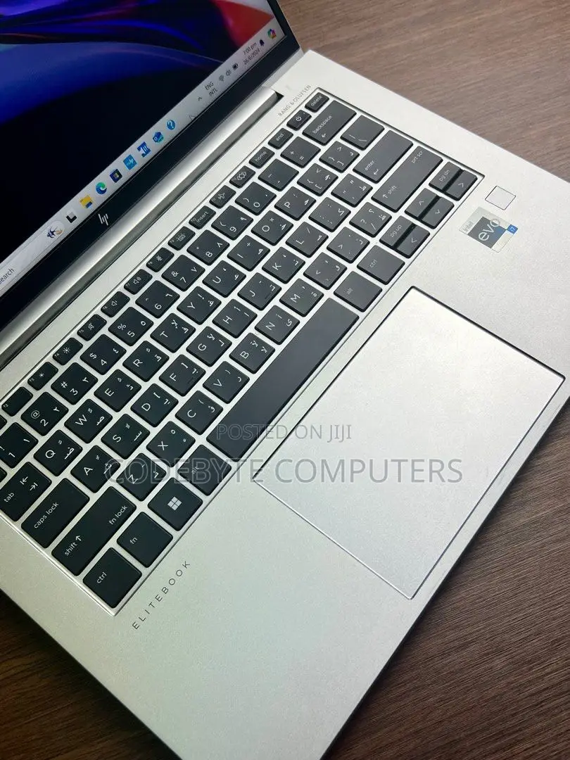 New Laptop HP EliteBook 840 10 16GB Intel Core I7 SSD 512GB