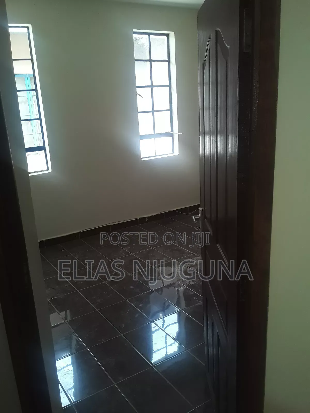 3bdrm Maisonette in New Donholm Estate for rent
