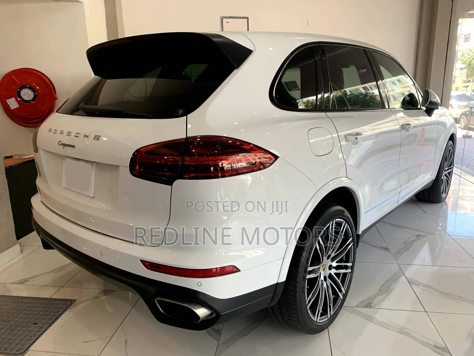 Porsche Cayenne Base AWD 2018 Pearl