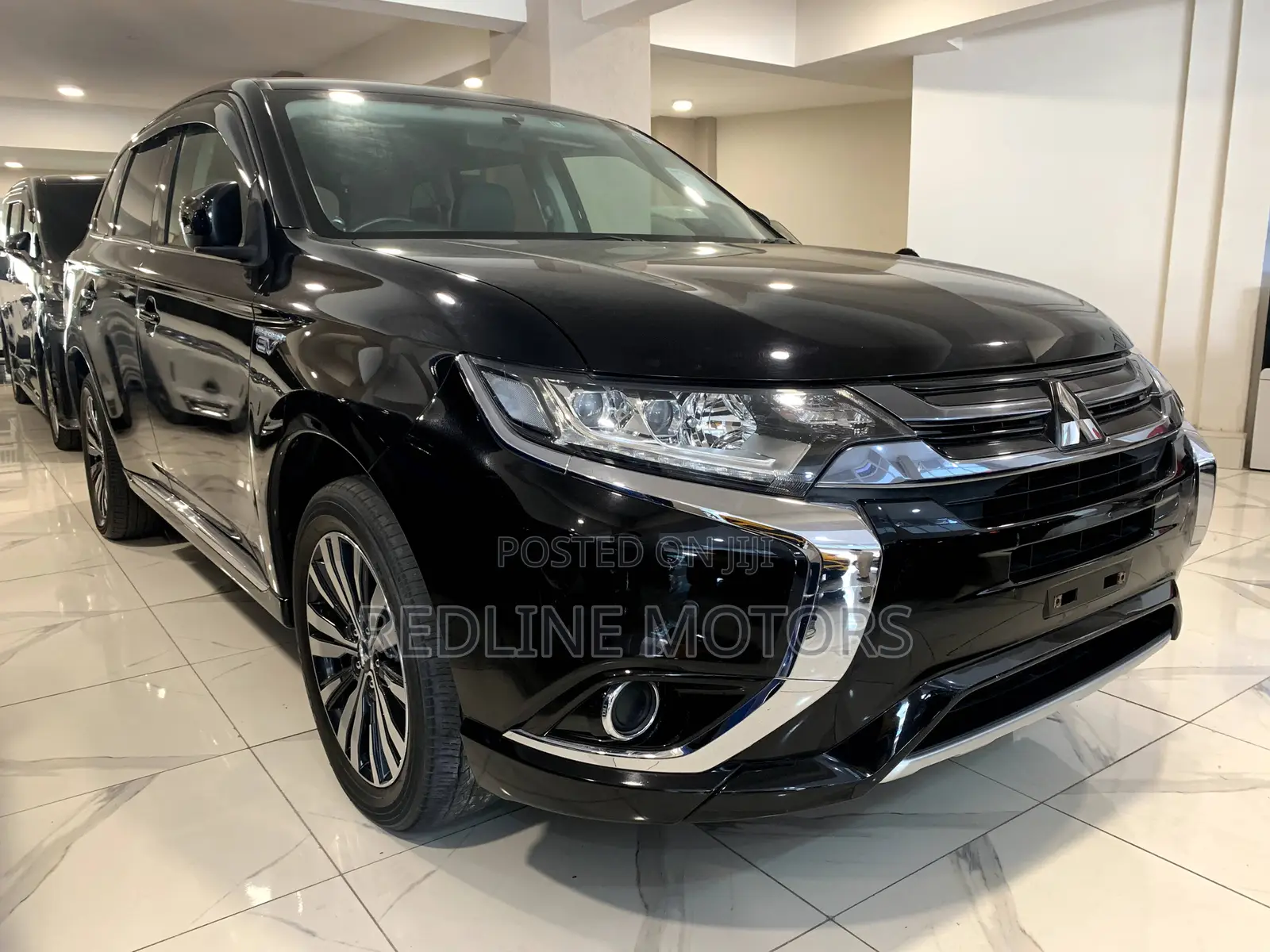 Mitsubishi Outlander 2.0 PHEV AWD 2016 Matt Black