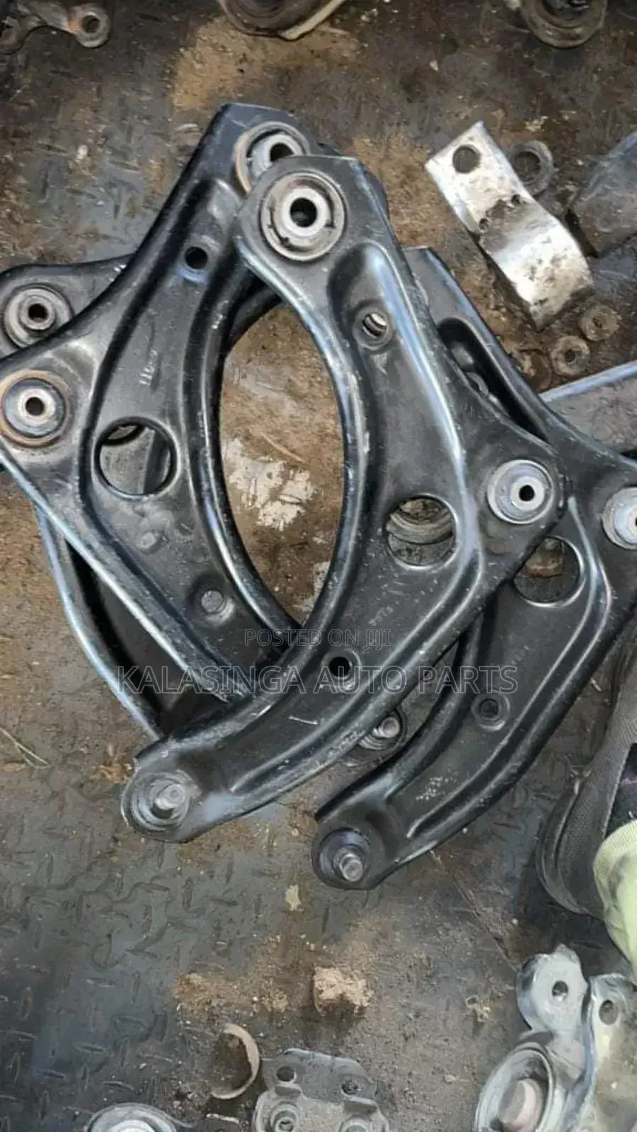 Nissan Note Arms