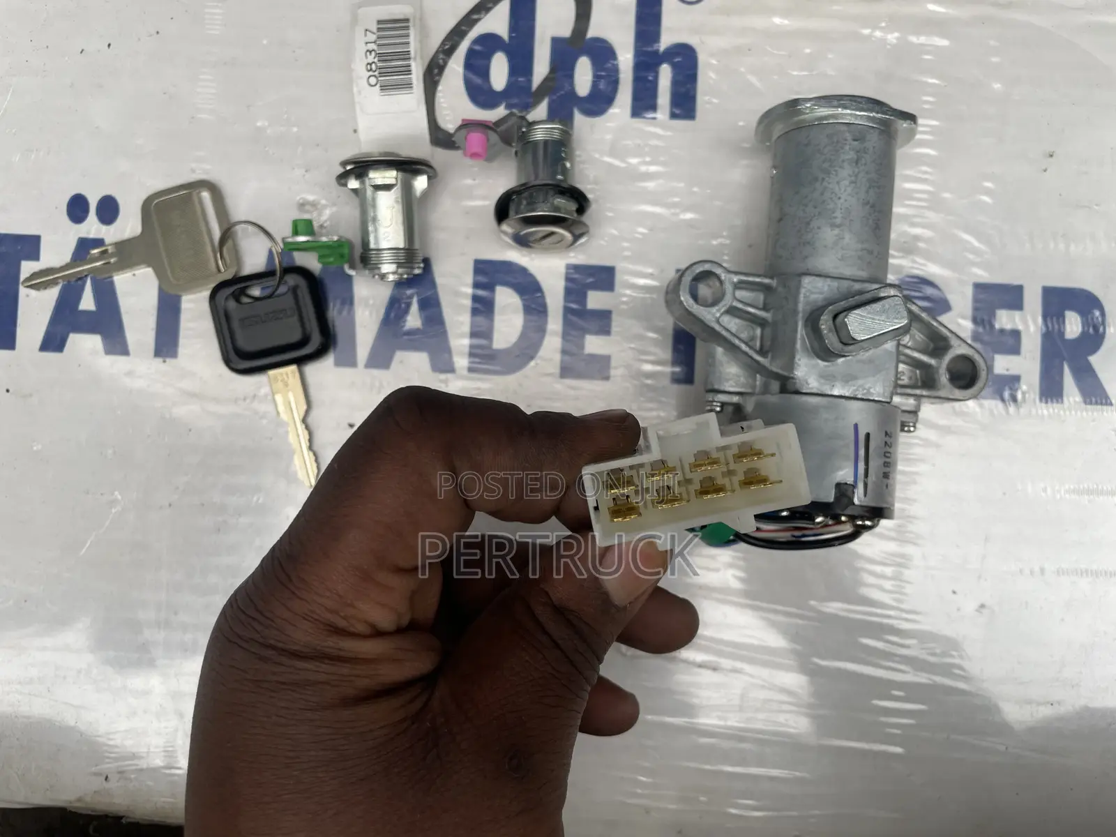  Ignition Switch Isuzu F-Series (Frr33,Fts,Fvz23)