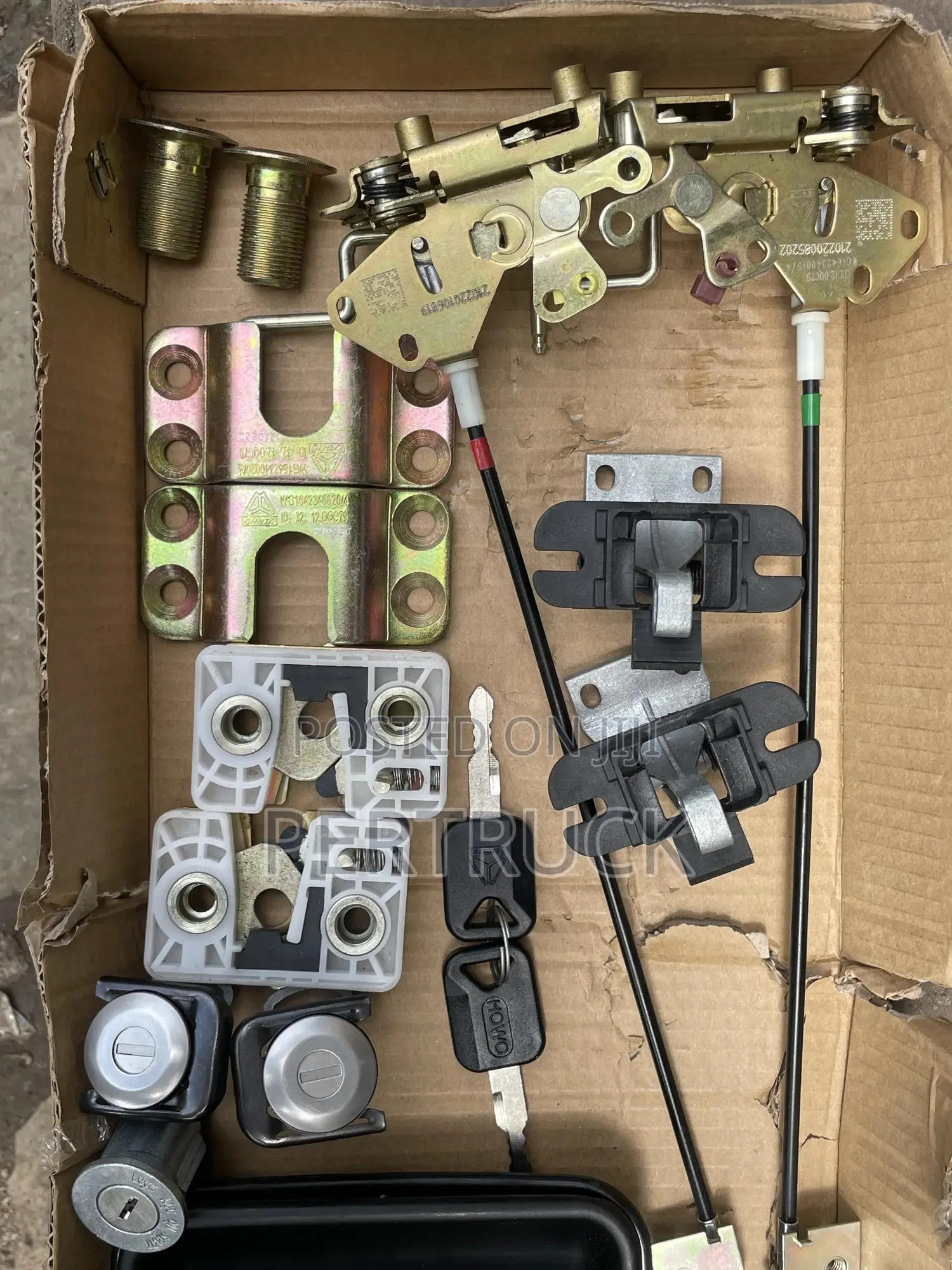 WG1642341011/Wg1664341002 Door Lock Kit SITRAK Howo Sino A7