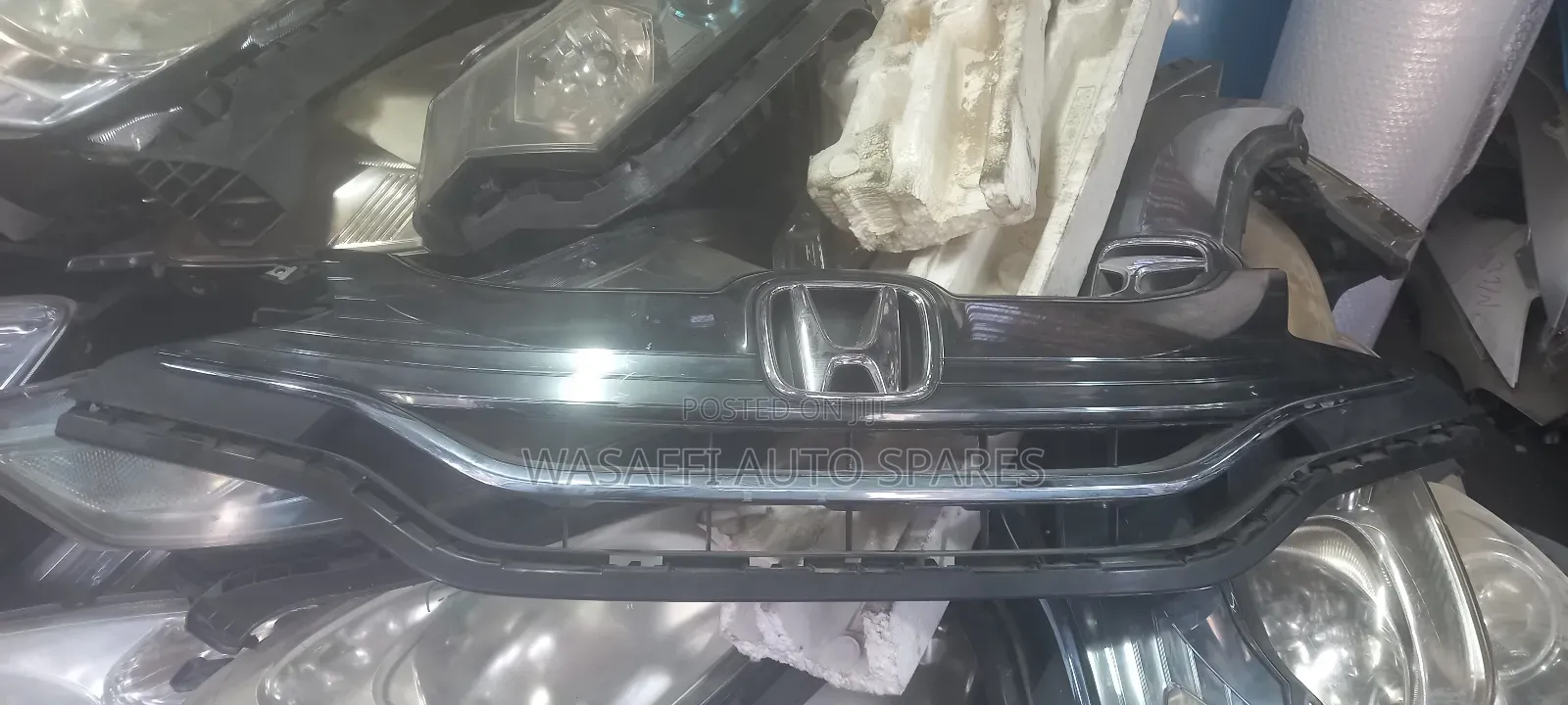 Honda Fit 2015 Grille