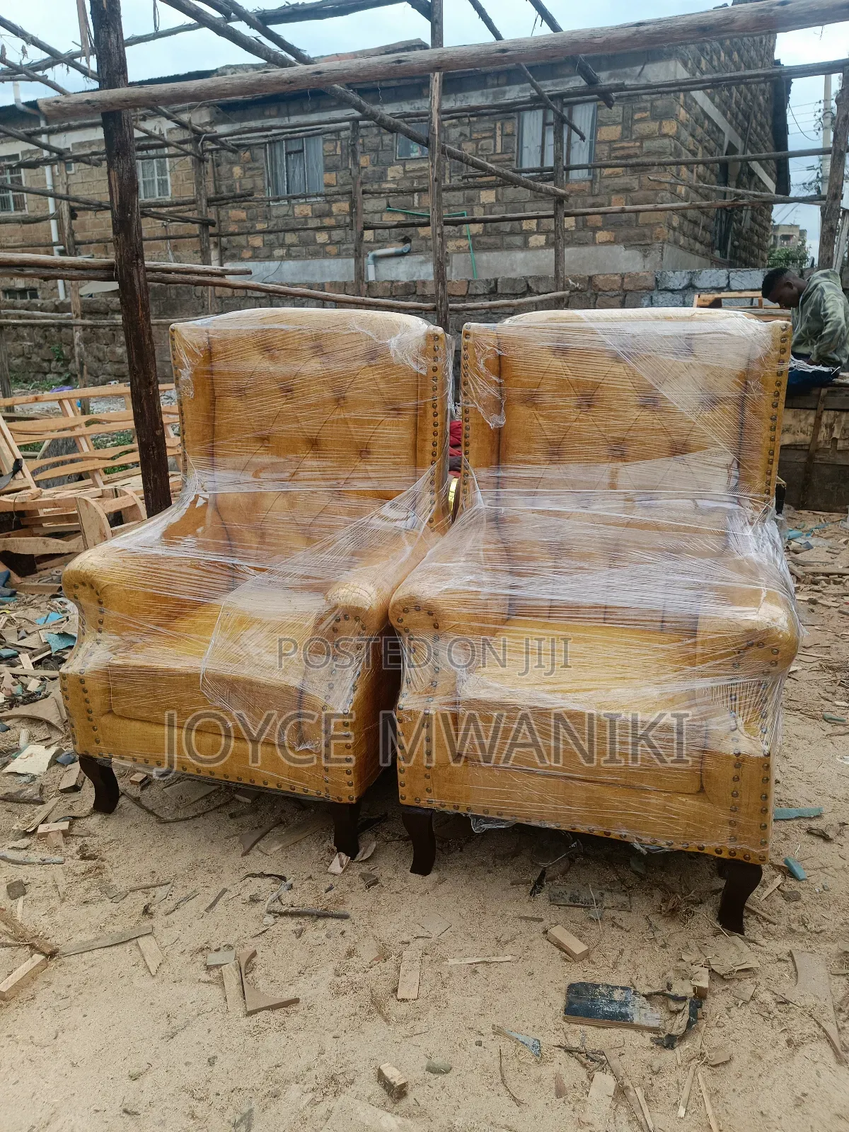 Pedicure Seats or King Chairs, 2 Pieces Gold.
