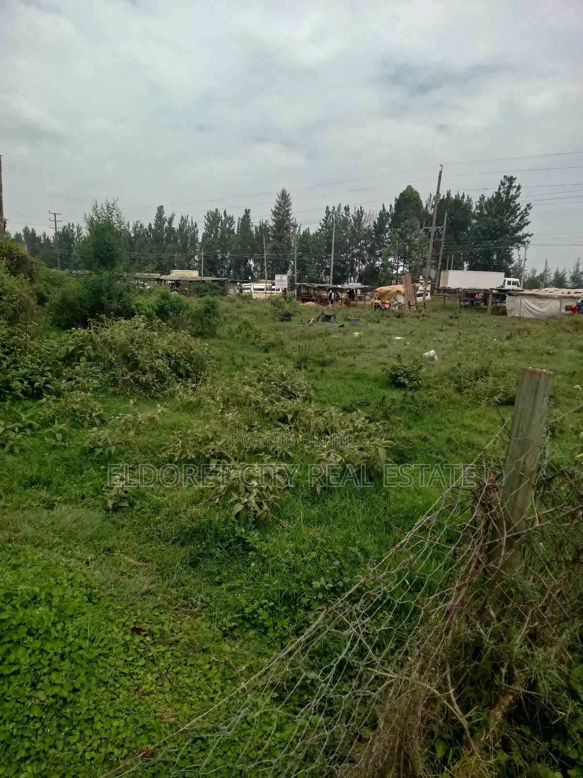 1/8plot Annex Center Ideal for Commercial Use